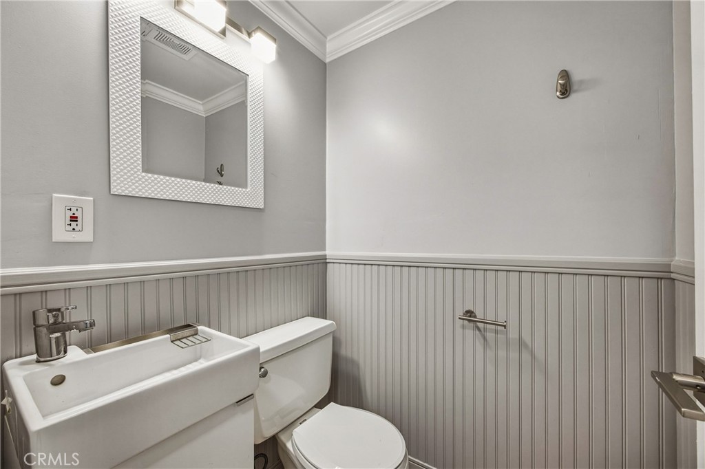 1435 Glenneyre