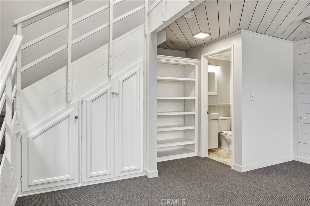 1435 Glenneyre