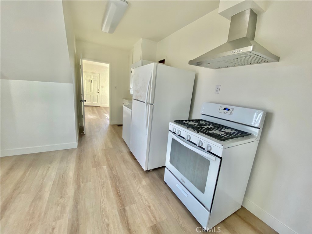 1190 N Coast