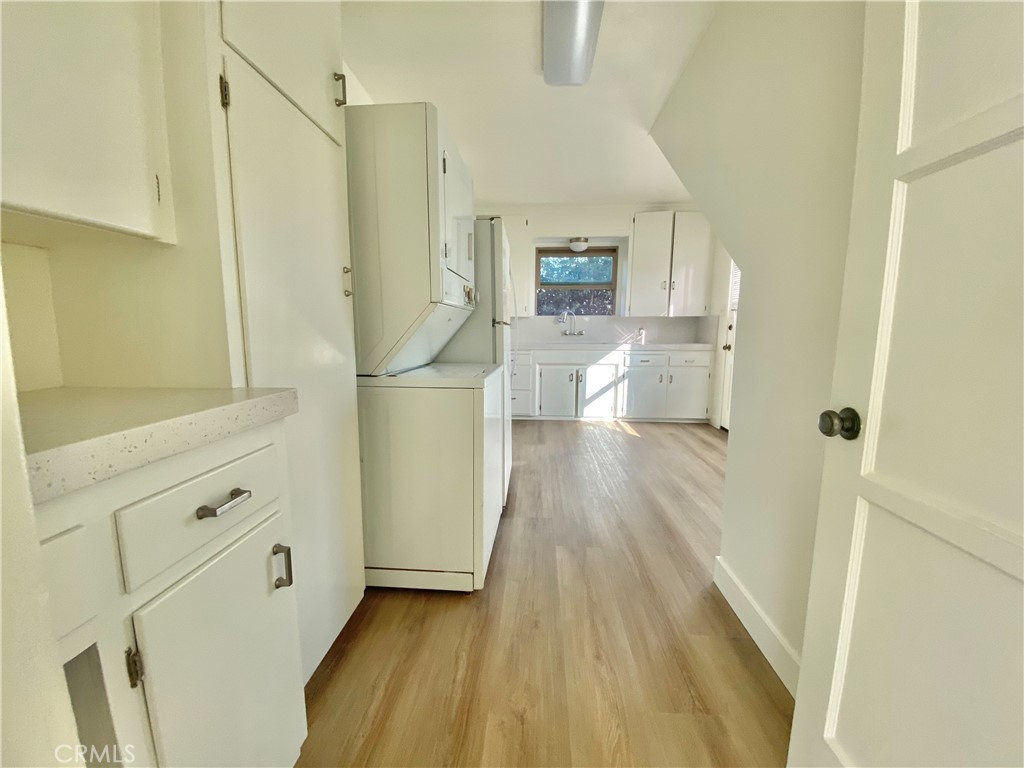 1190 N Coast