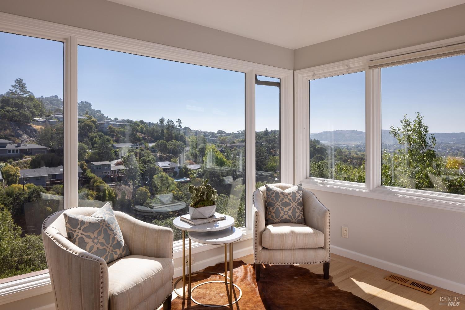 260 Los Cerros Drive