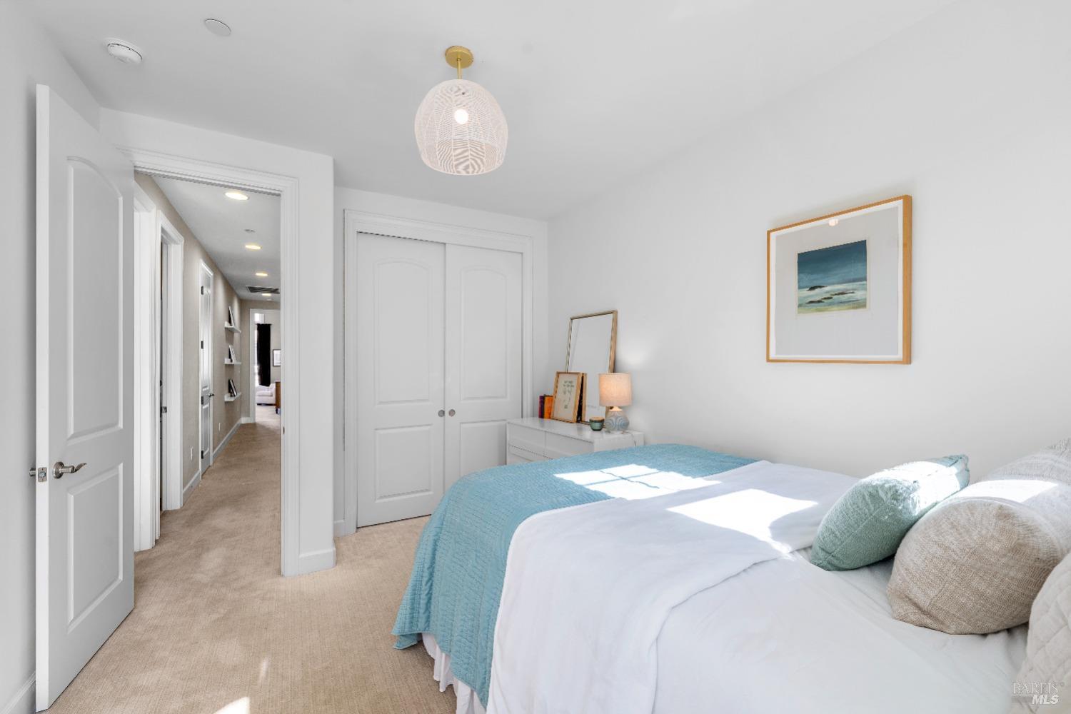 10 Bayharbor Way