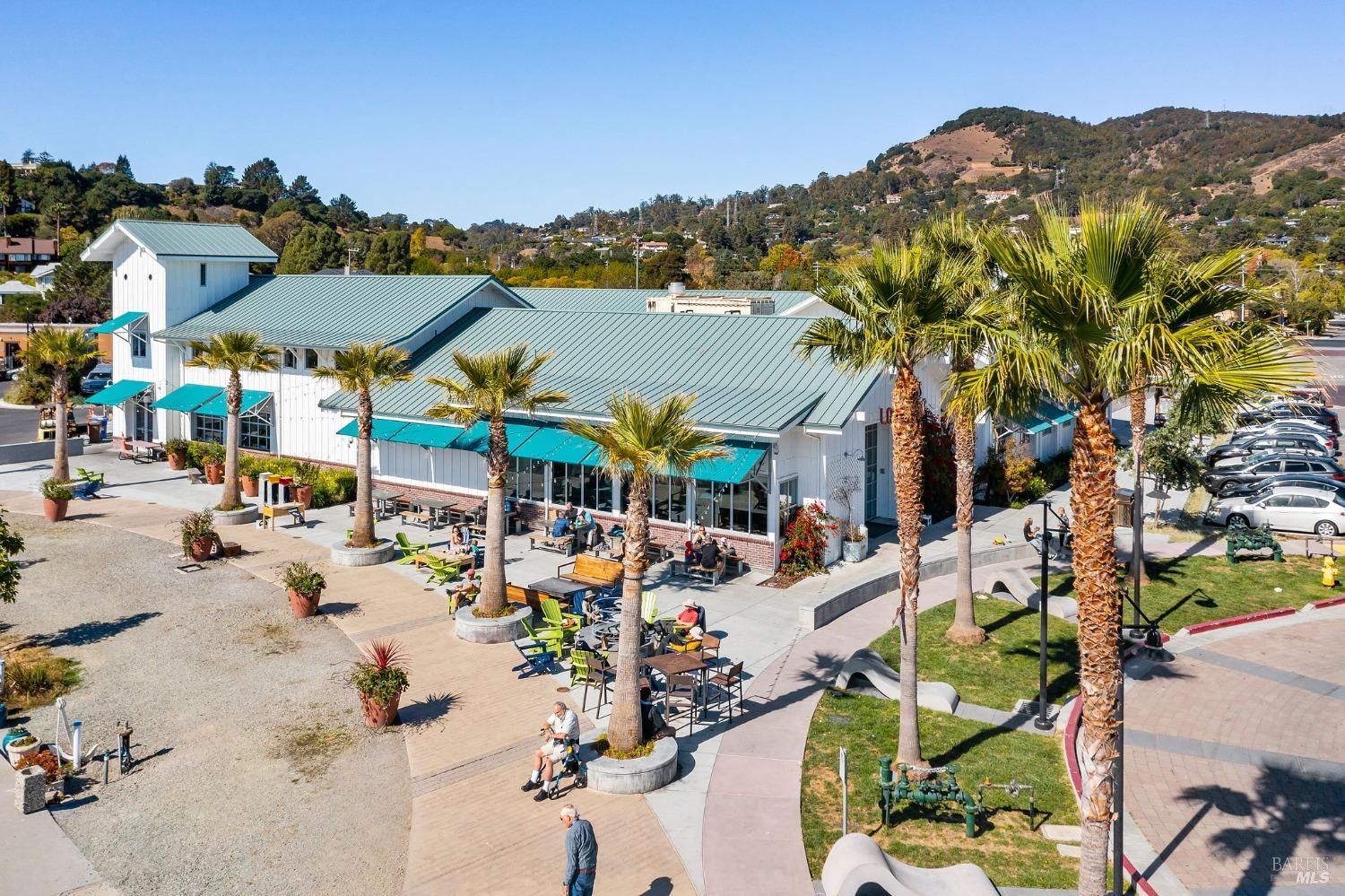 10 Bayharbor Way