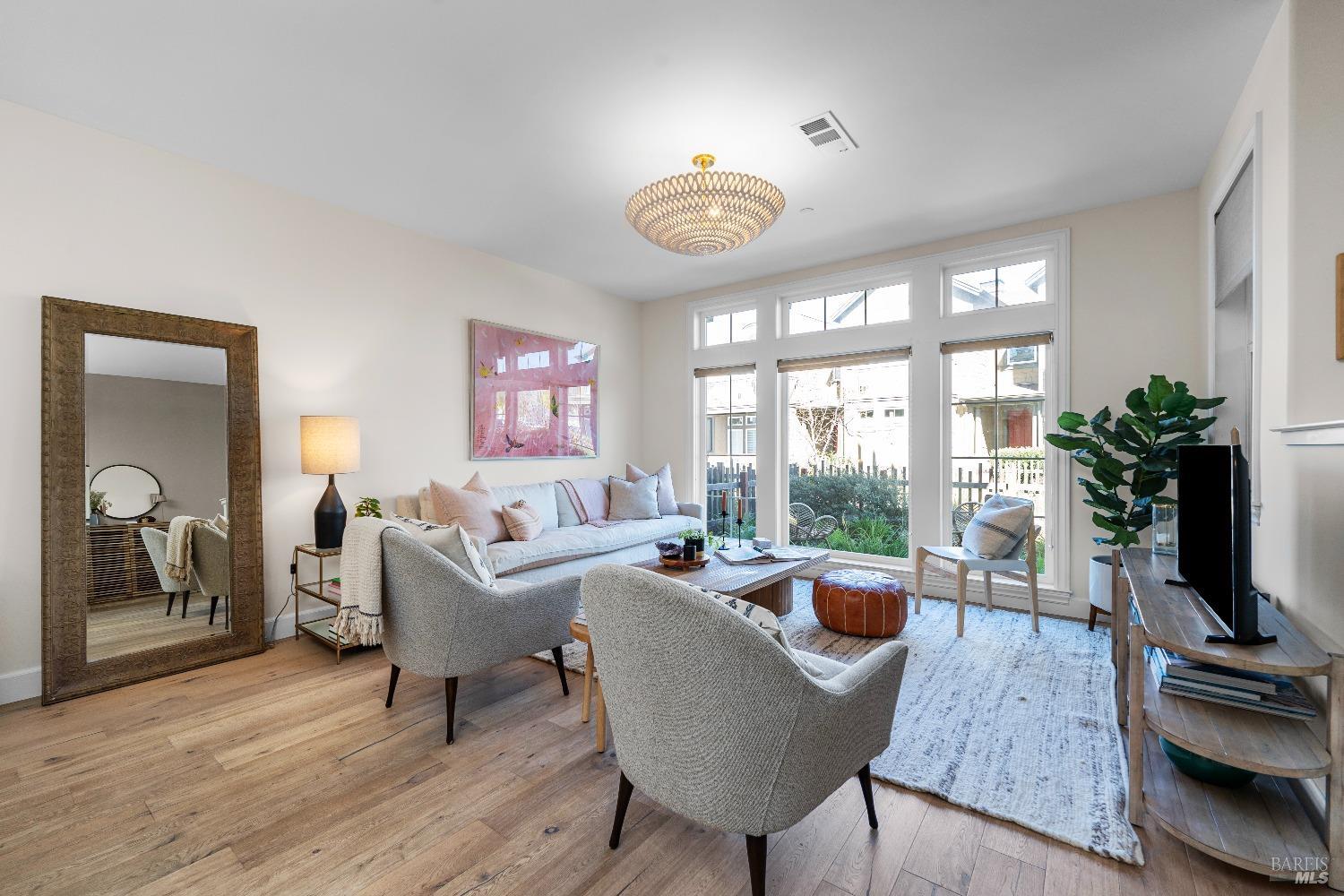 10 Bayharbor Way