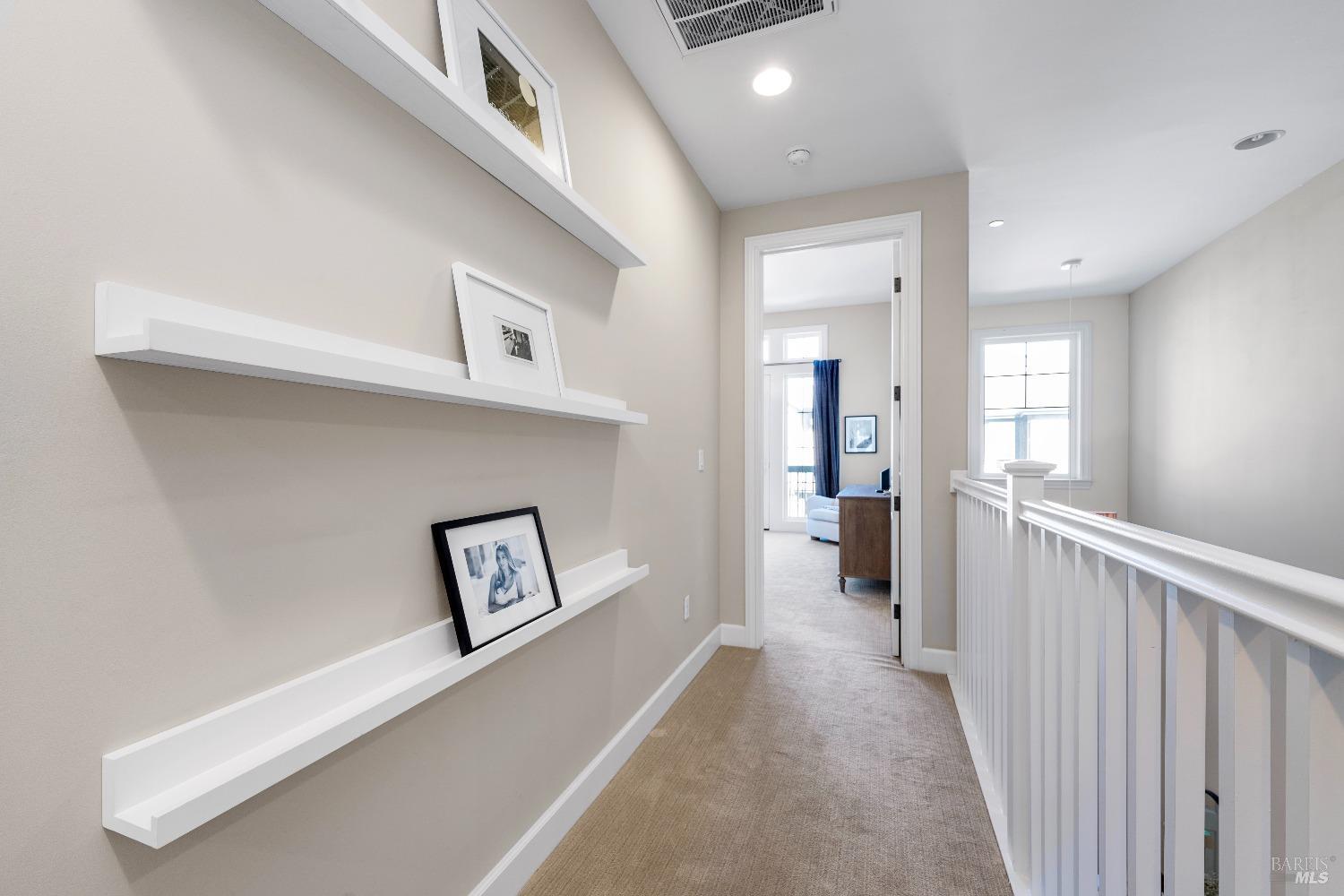 10 Bayharbor Way