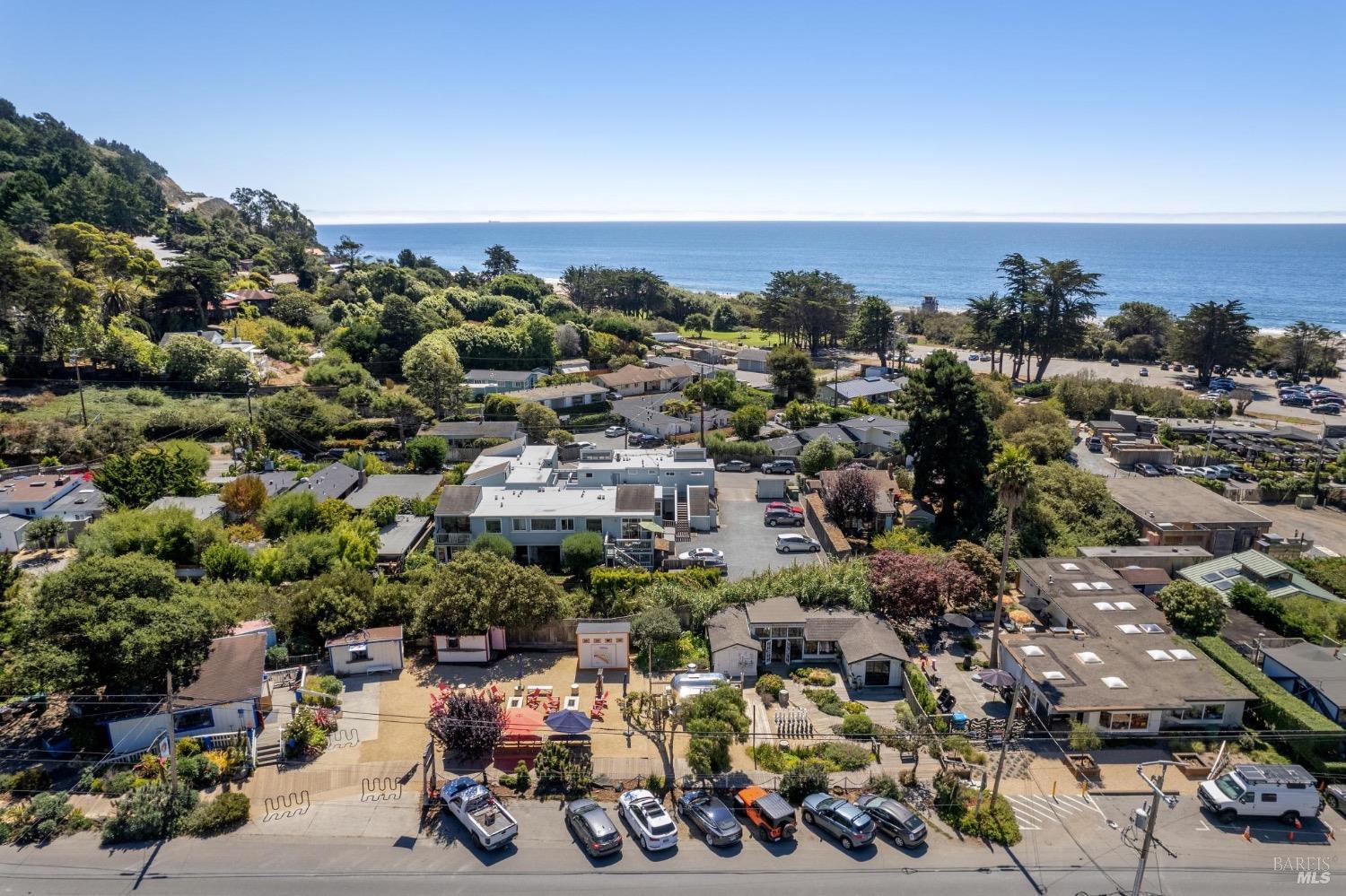 3425 Shoreline Hwy