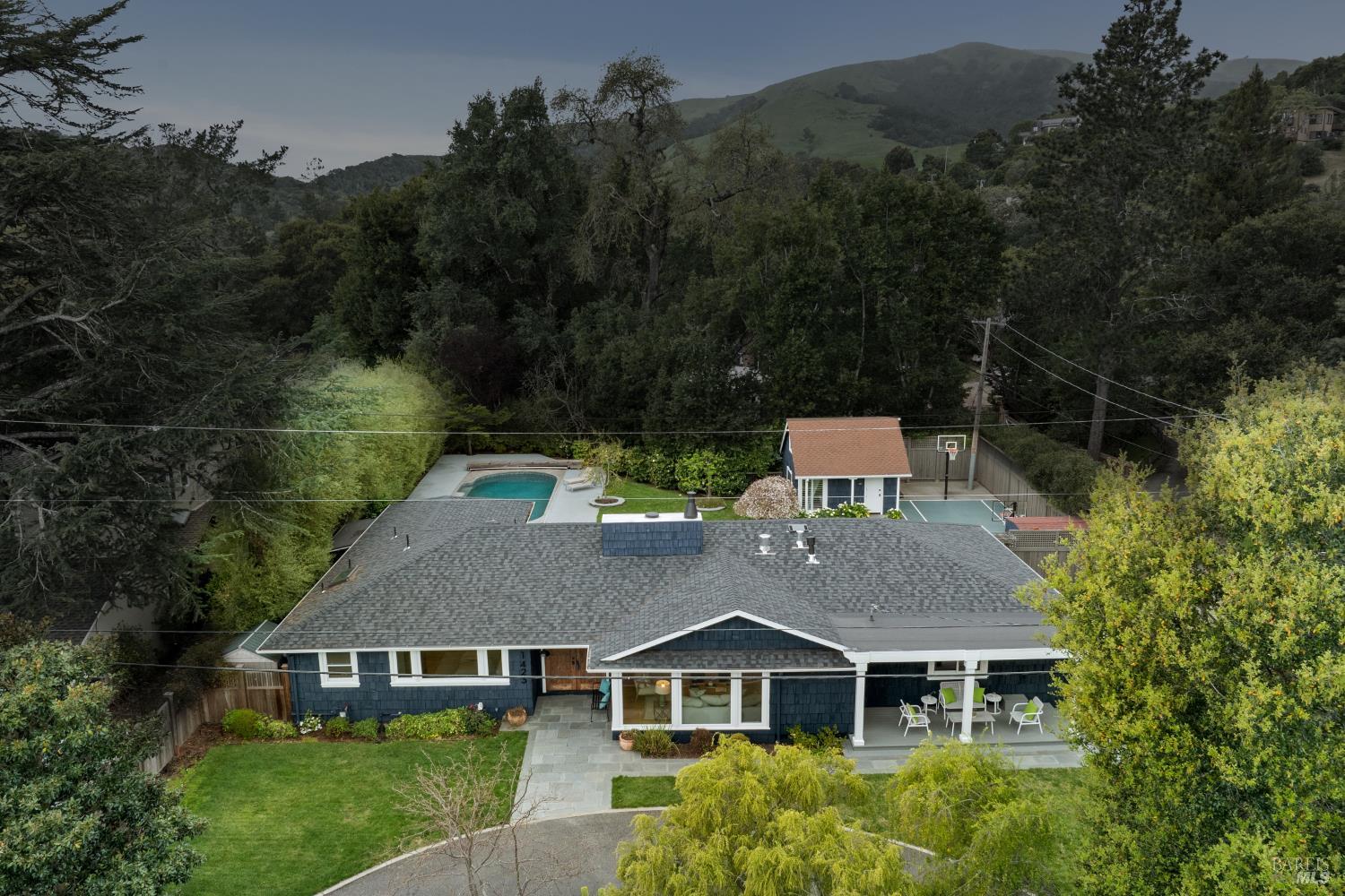 1423 Butterfield Rd