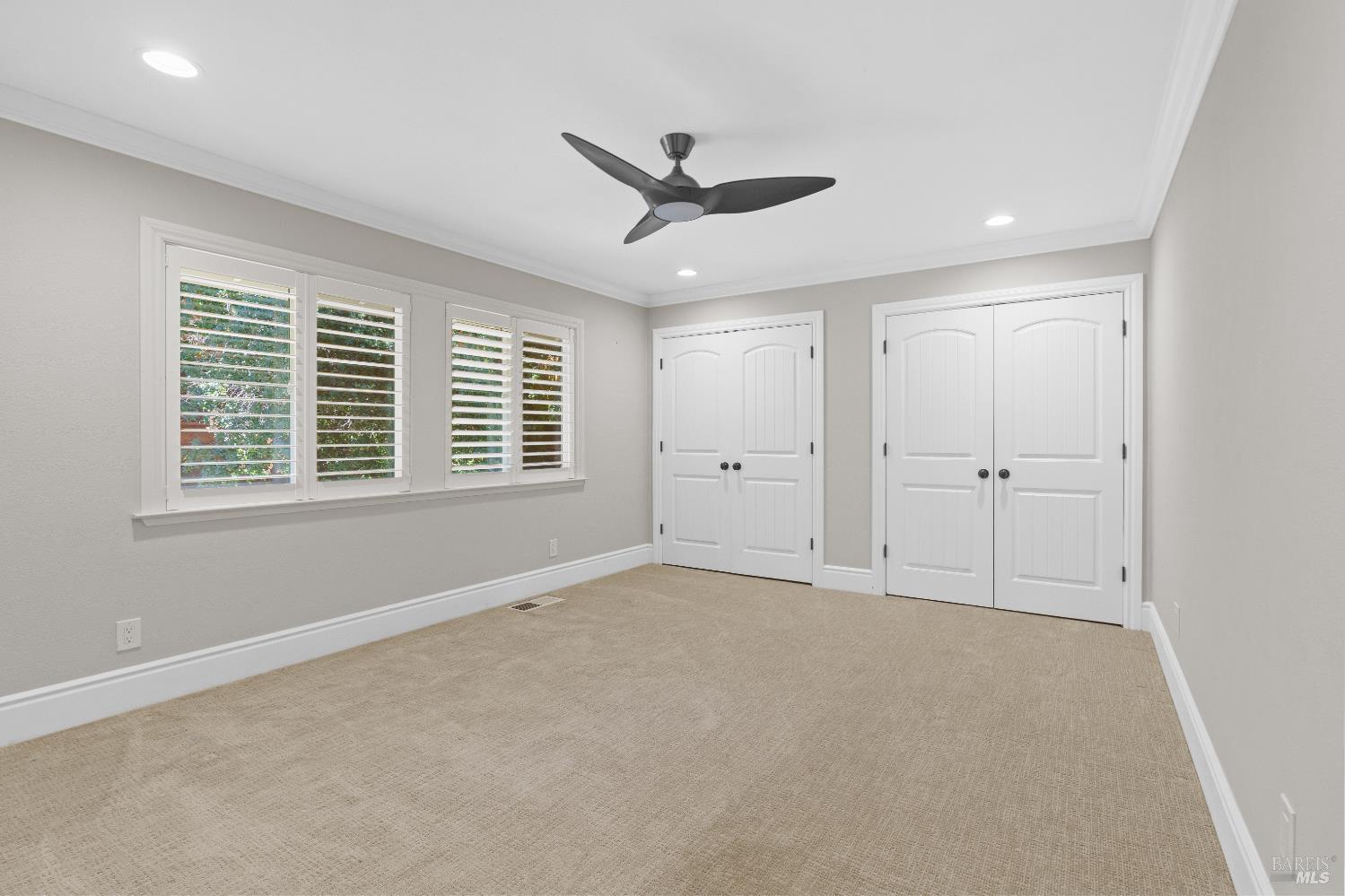 61 N Knoll Rd