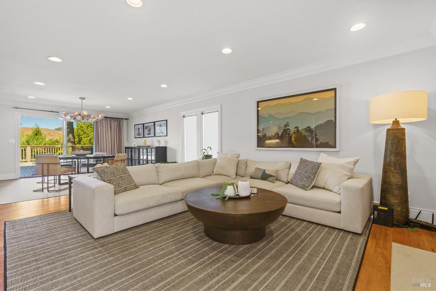 61 N Knoll Rd