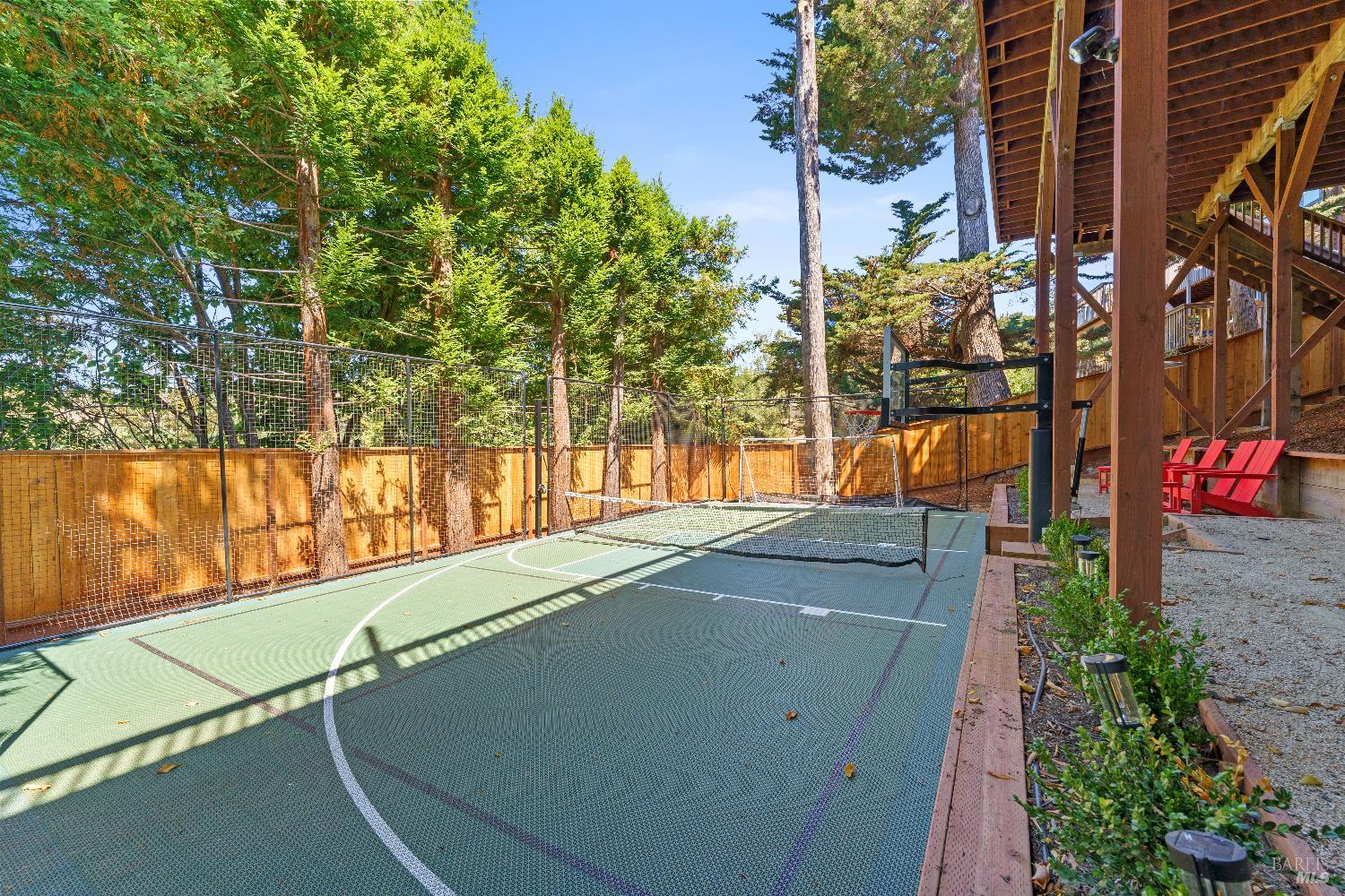 61 N Knoll Rd