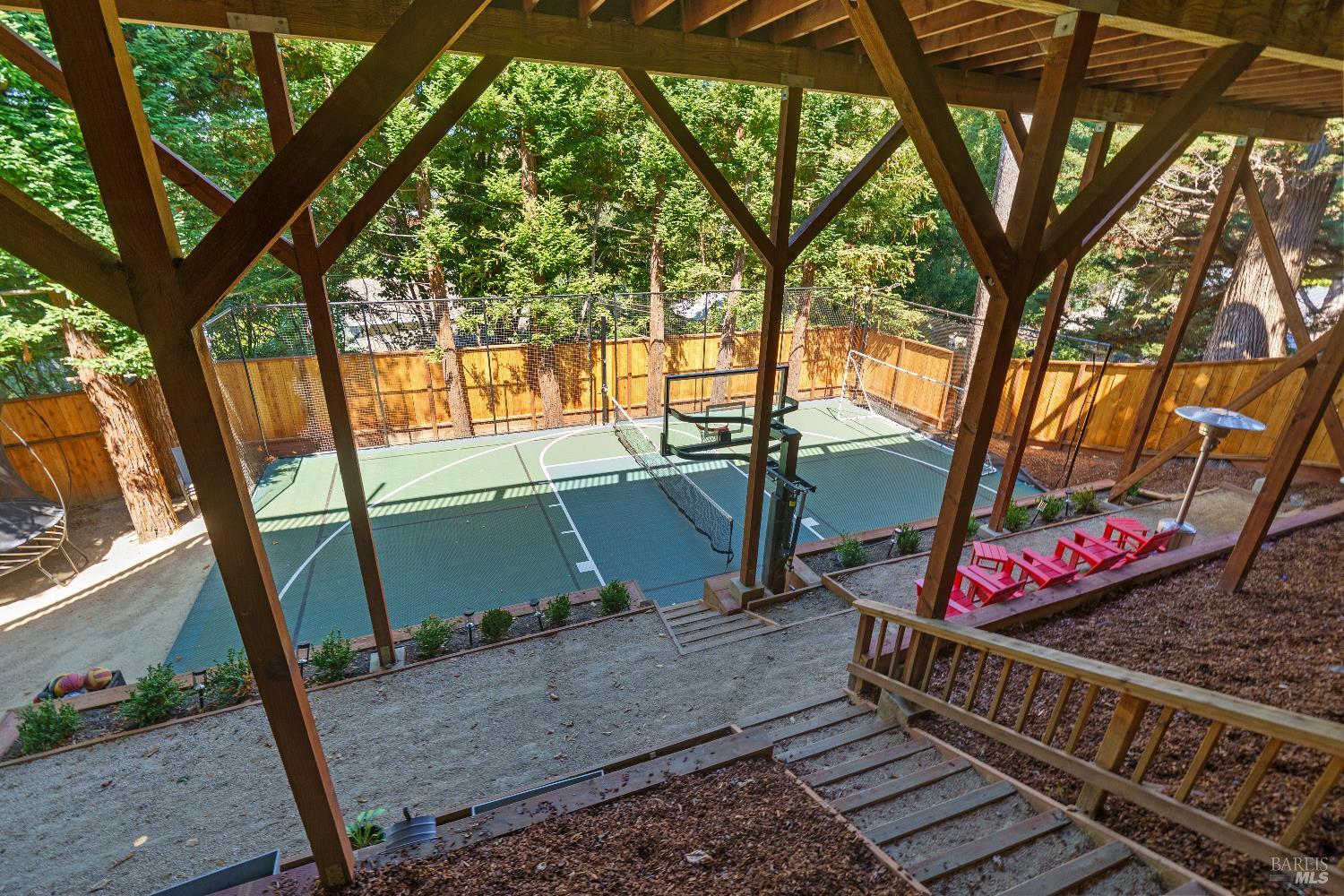 61 N Knoll Rd