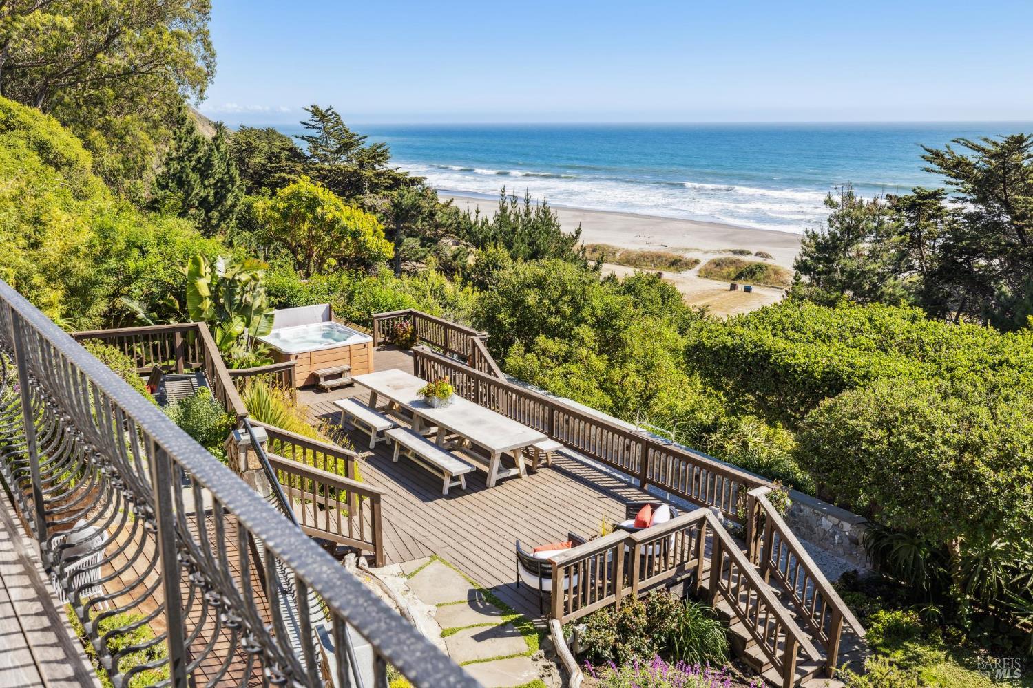 3275 Shoreline Highway