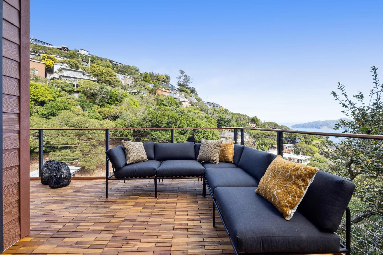 448 Sausalito Boulevard