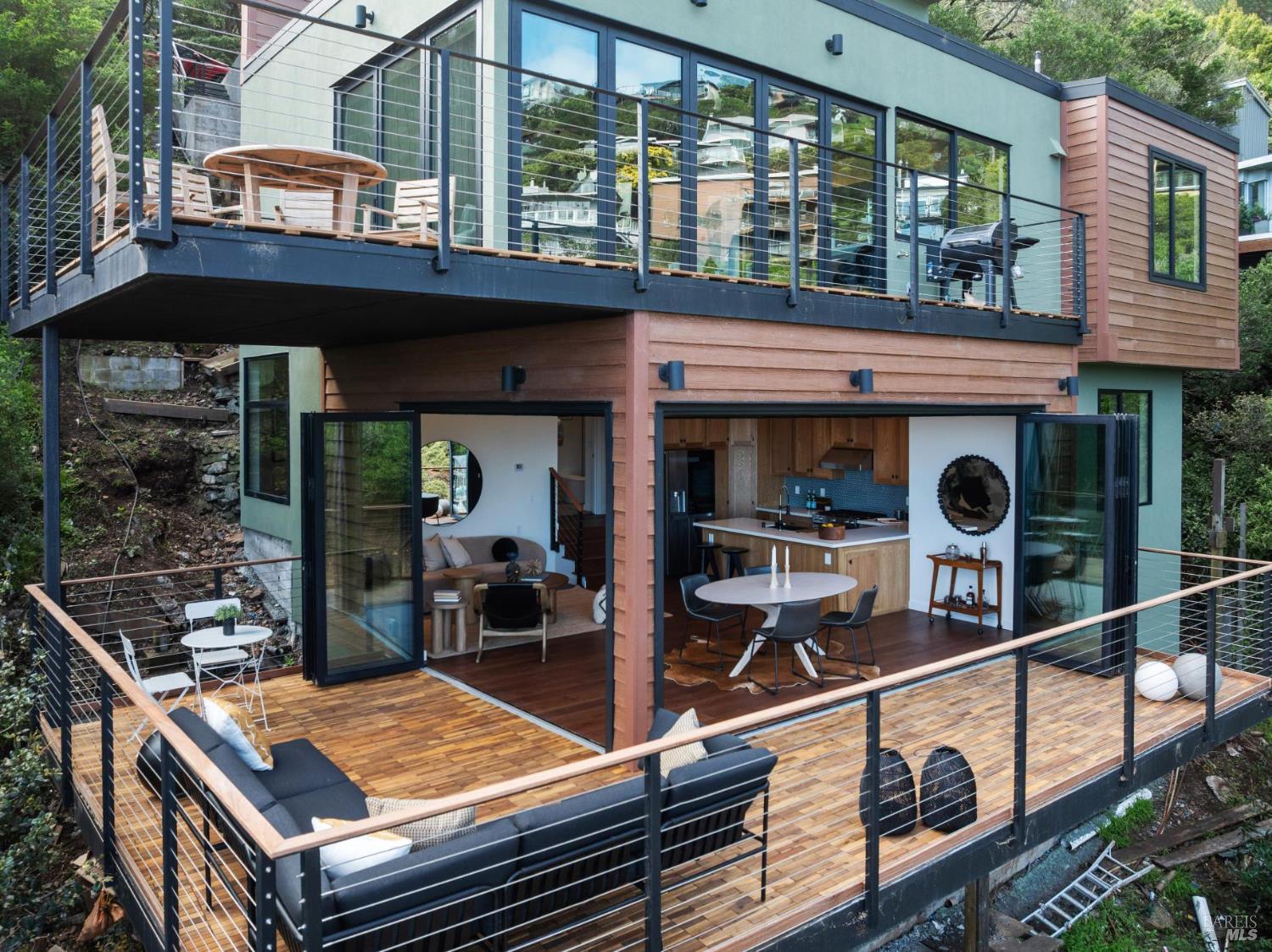 448 Sausalito Boulevard