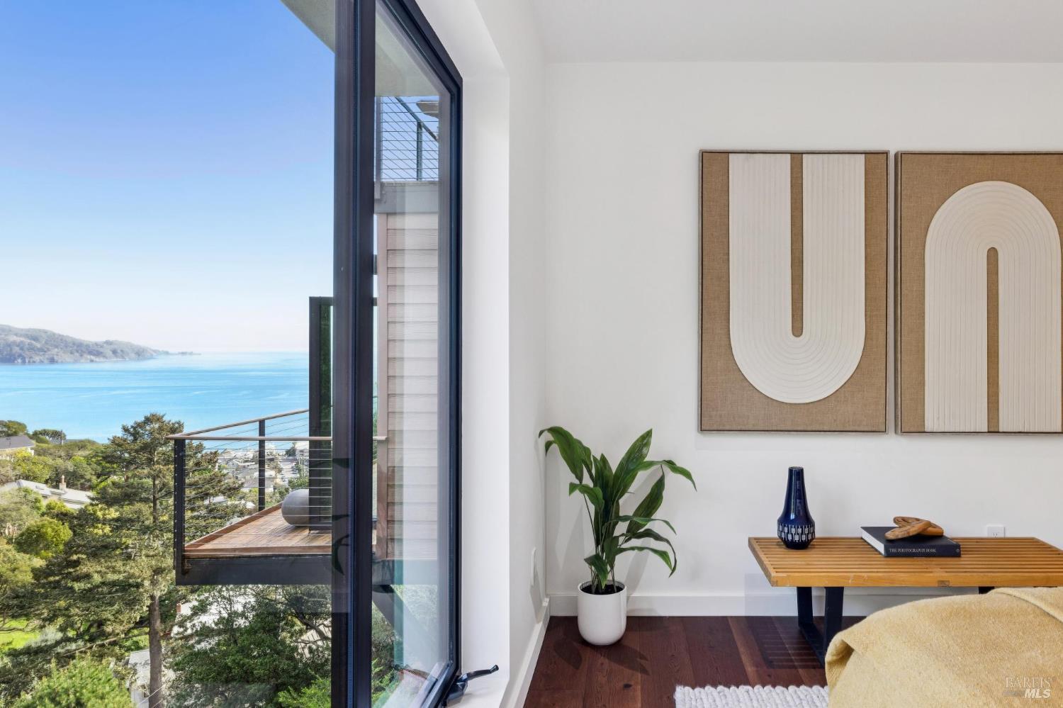 448 Sausalito Boulevard