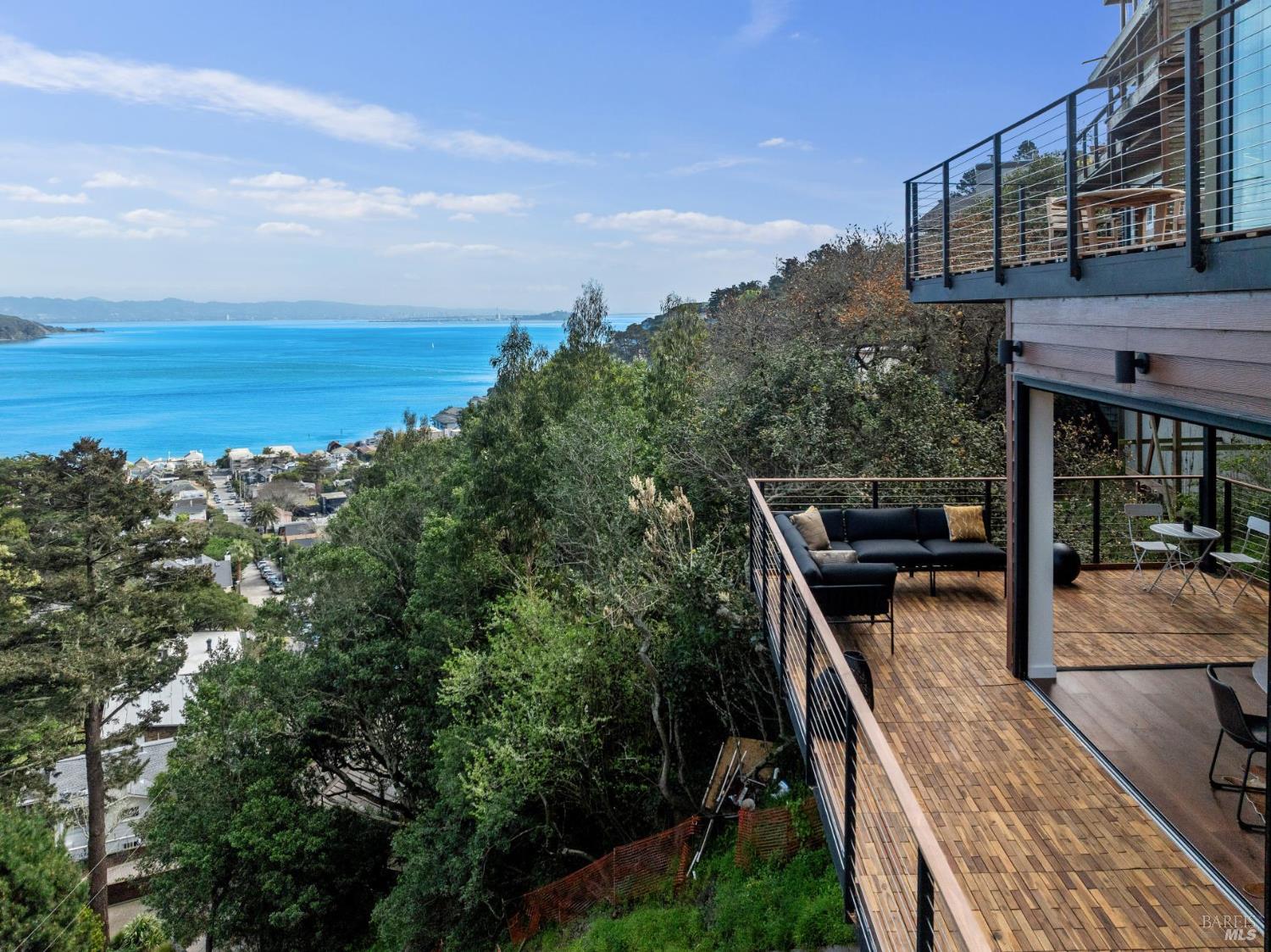 448 Sausalito Boulevard