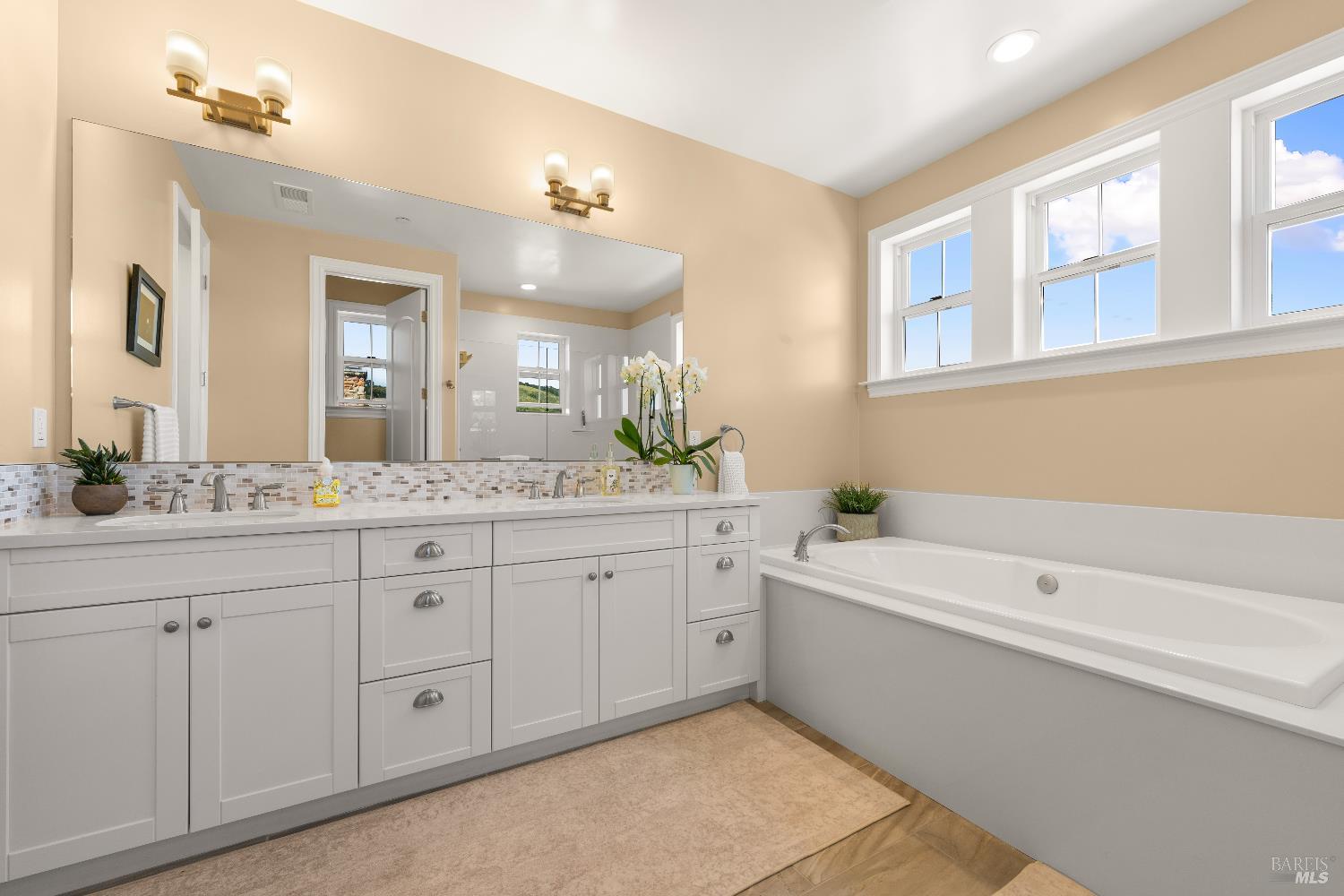 132 Loch Lomond Drive