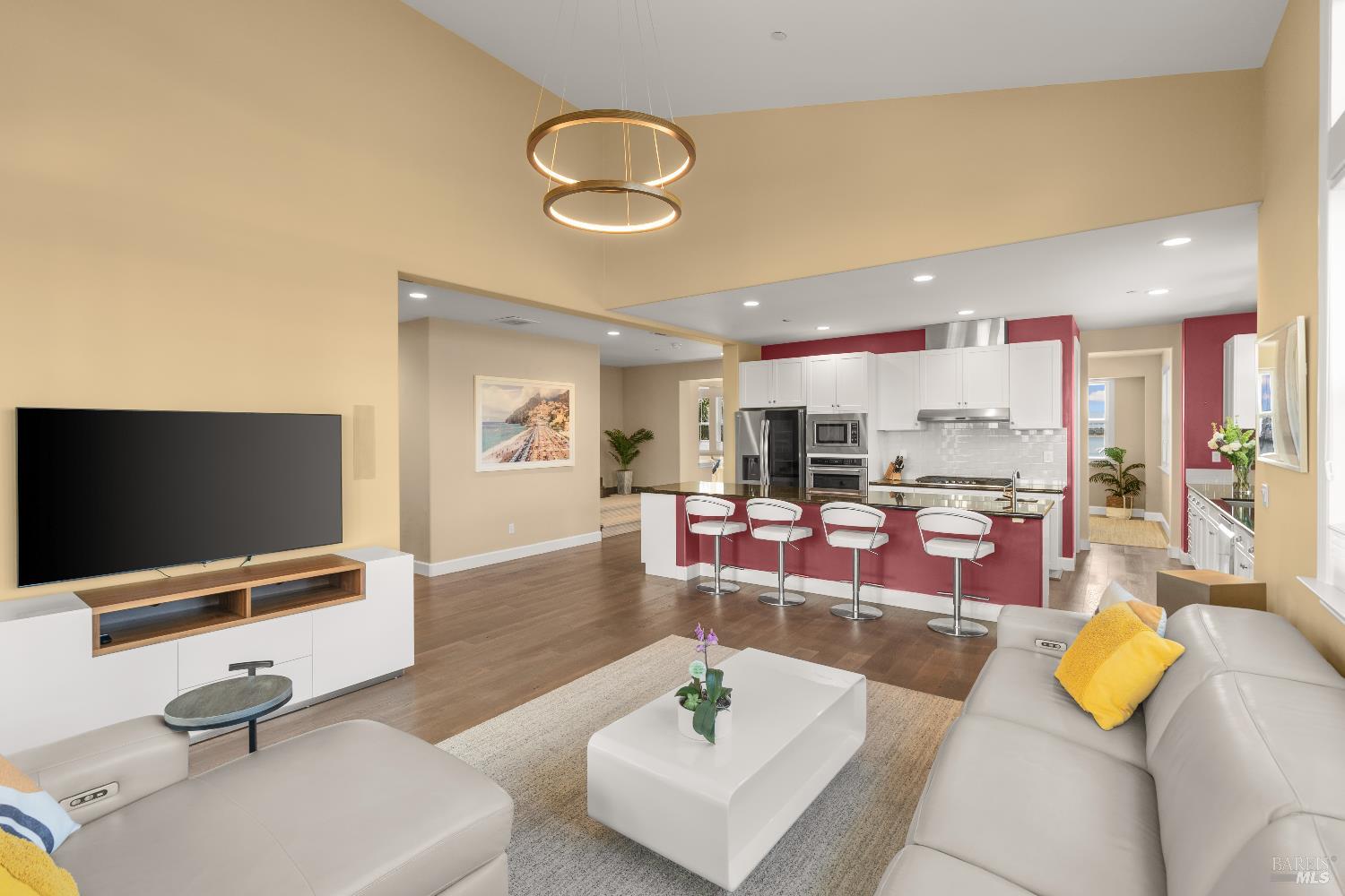 132 Loch Lomond Drive