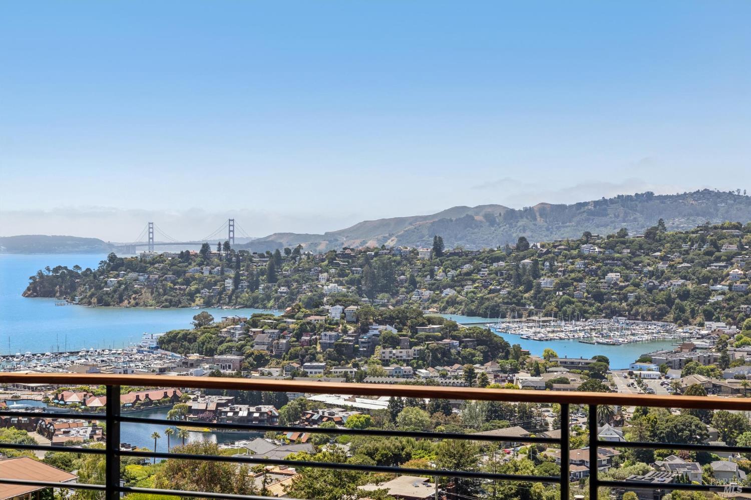 1808 Lagoon View Drive