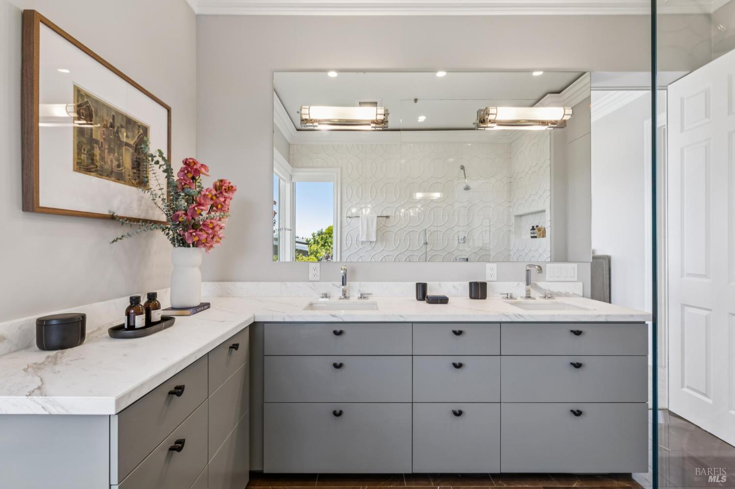 1808 Lagoon View Drive
