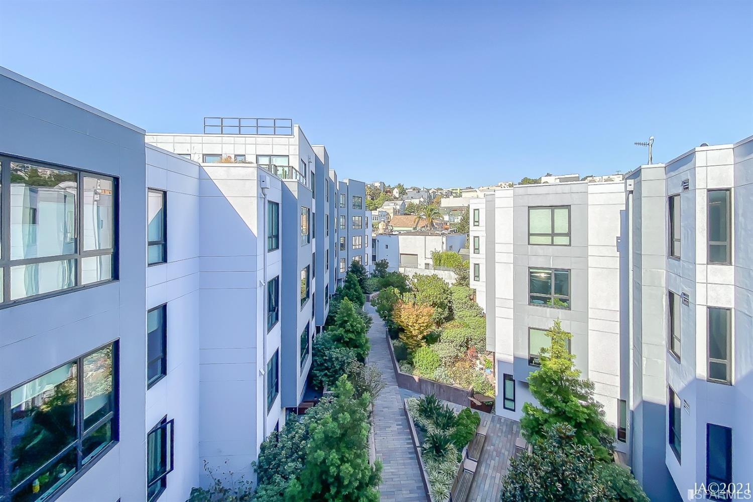 1300 22nd Street Unit: 416