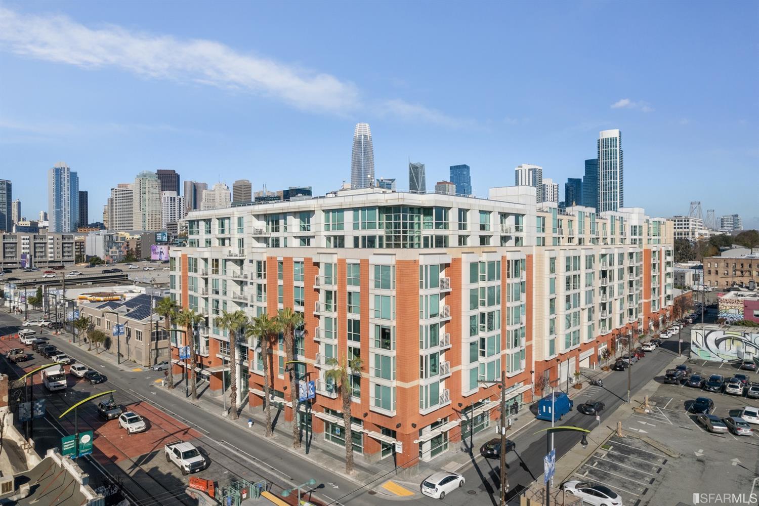 555 4th Street Unit: 704