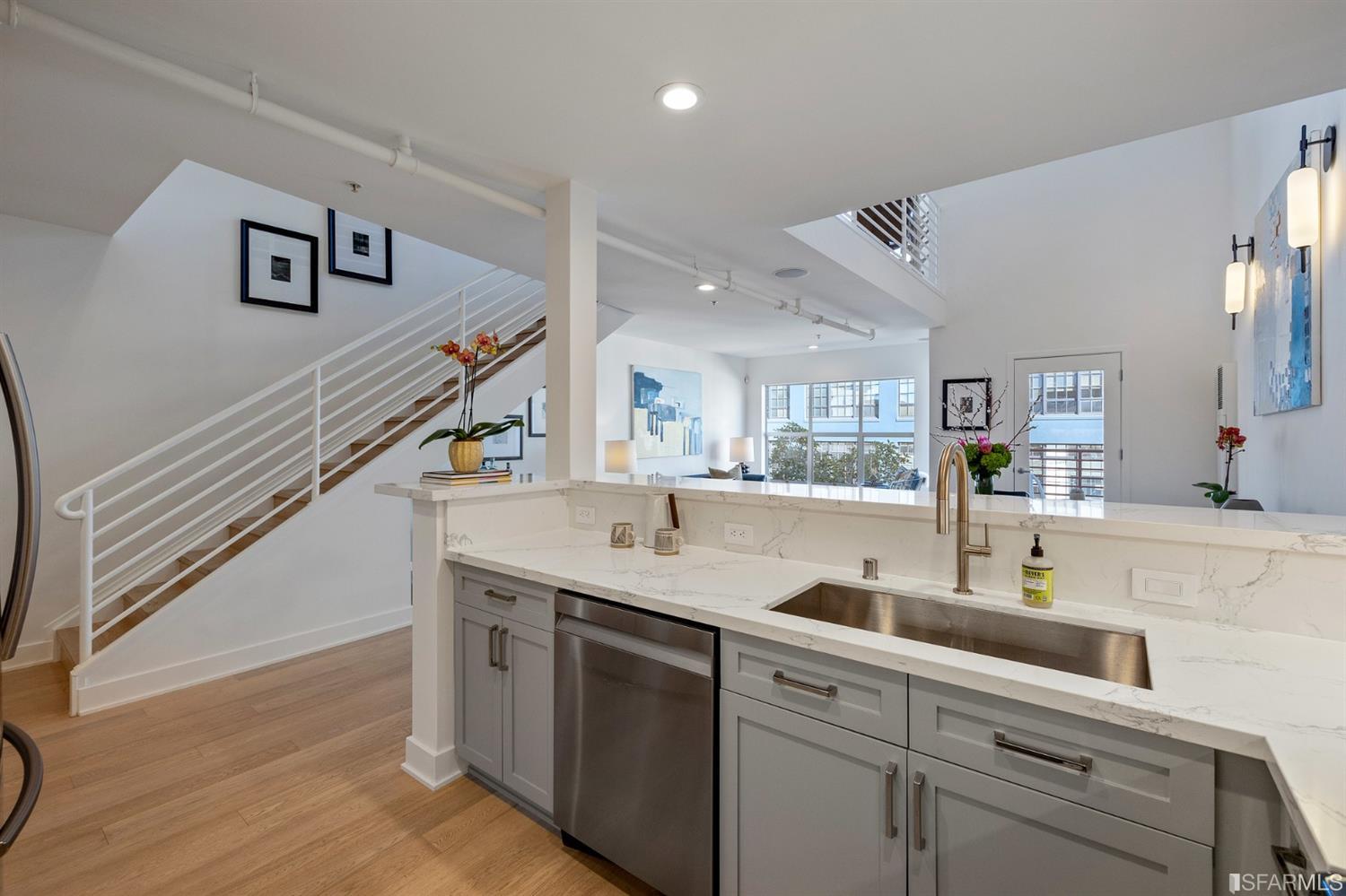 350 Alabama Street Unit: 20