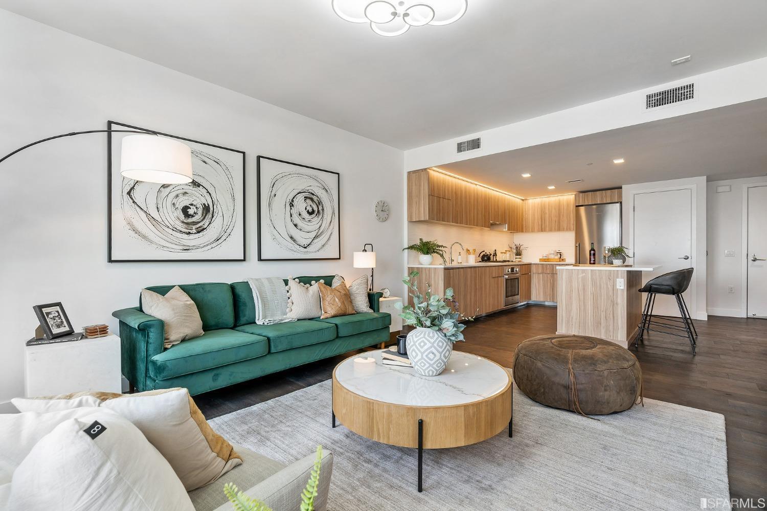 1300 22nd Street Unit: 402