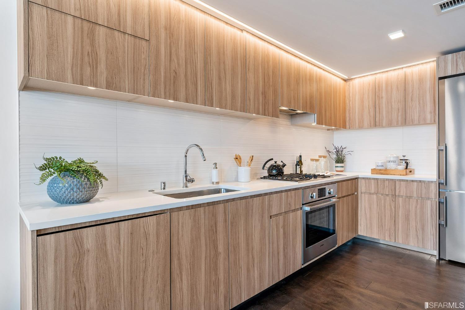 1300 22nd Street Unit: 402