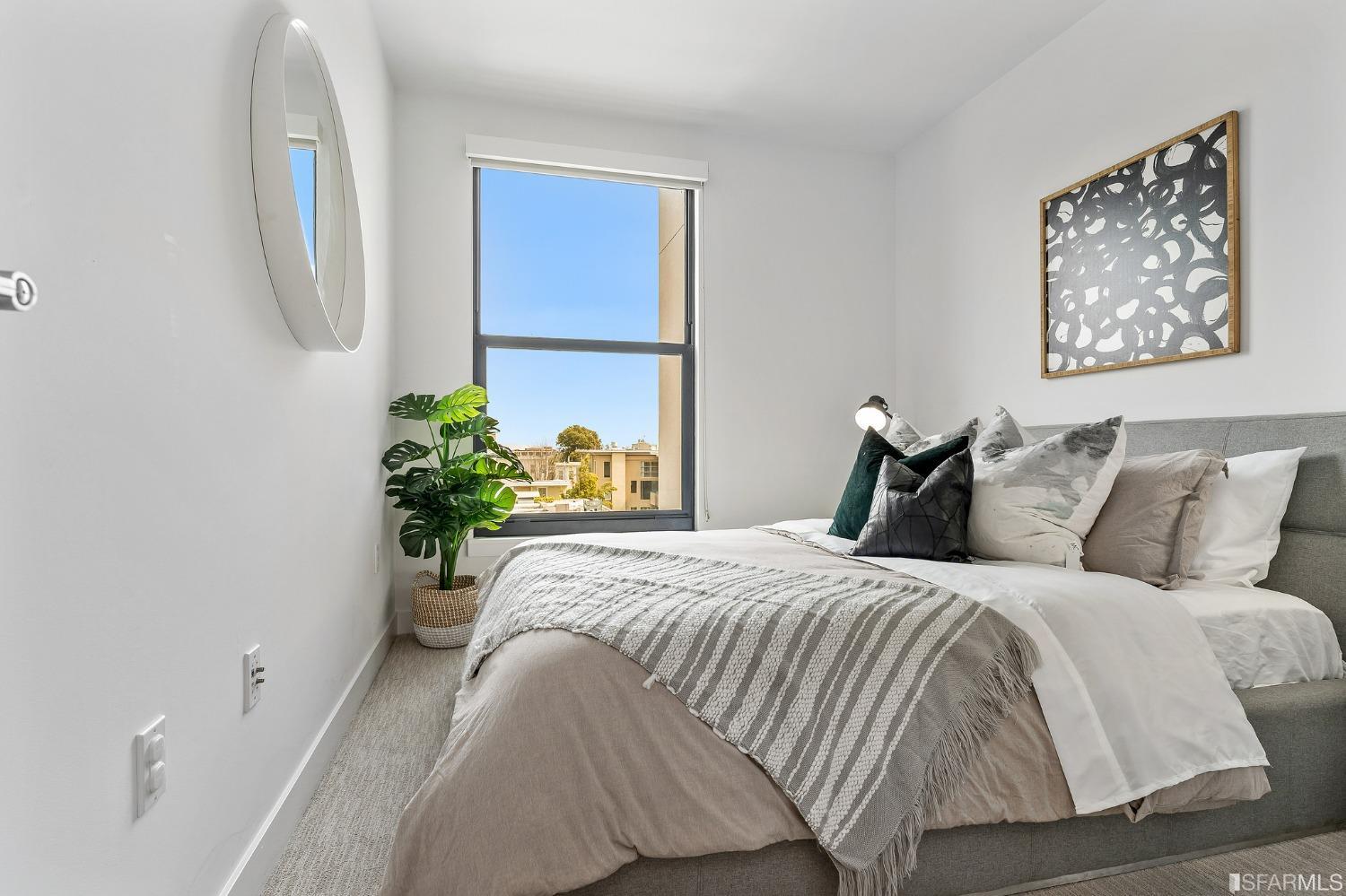 1300 22nd Street Unit: 402