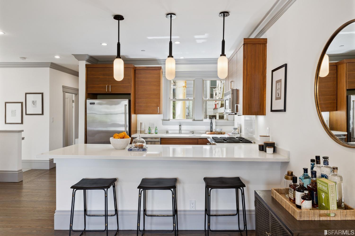 2360 Union Street Unit: 1