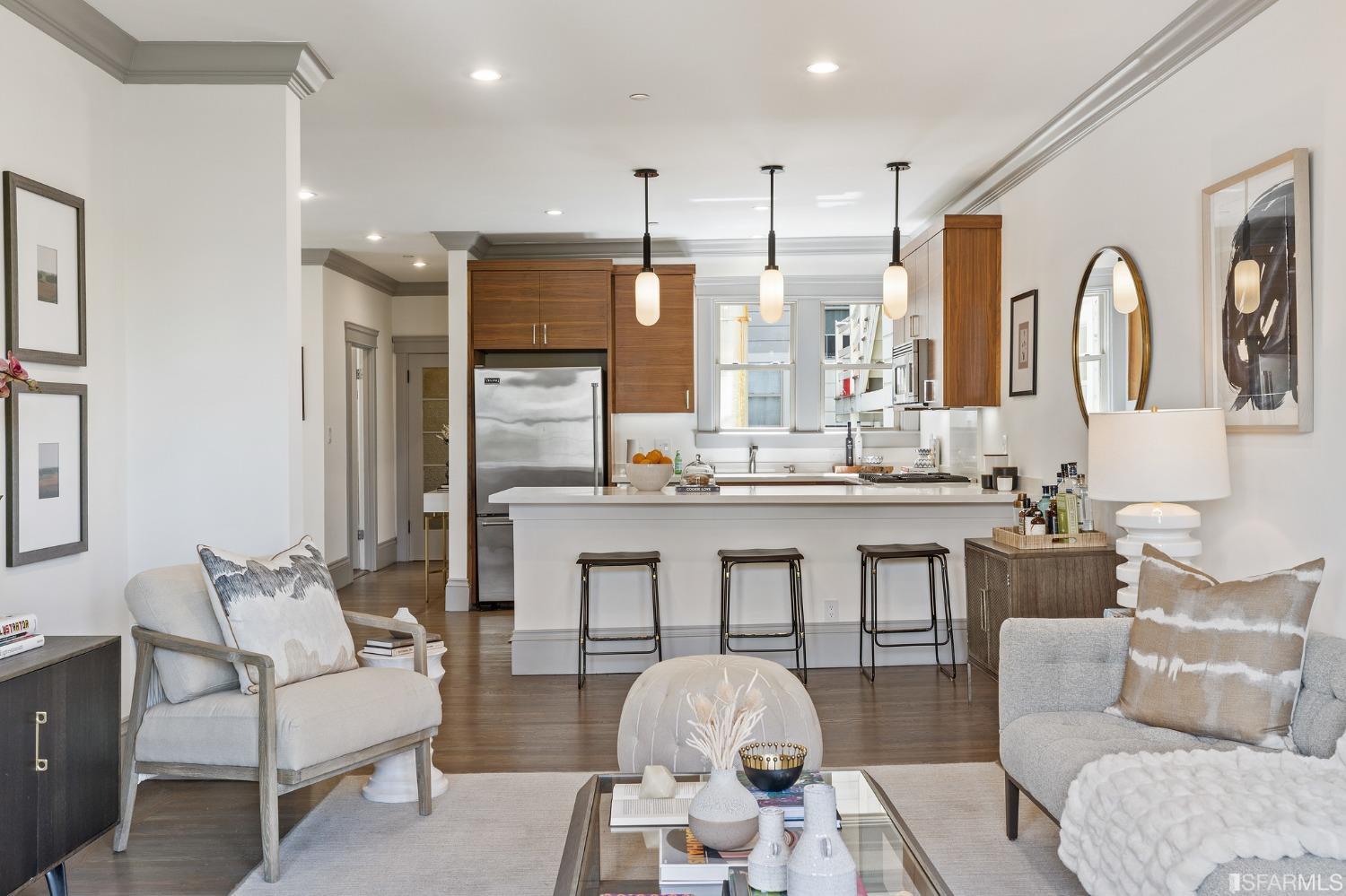2360 Union Street Unit: 1