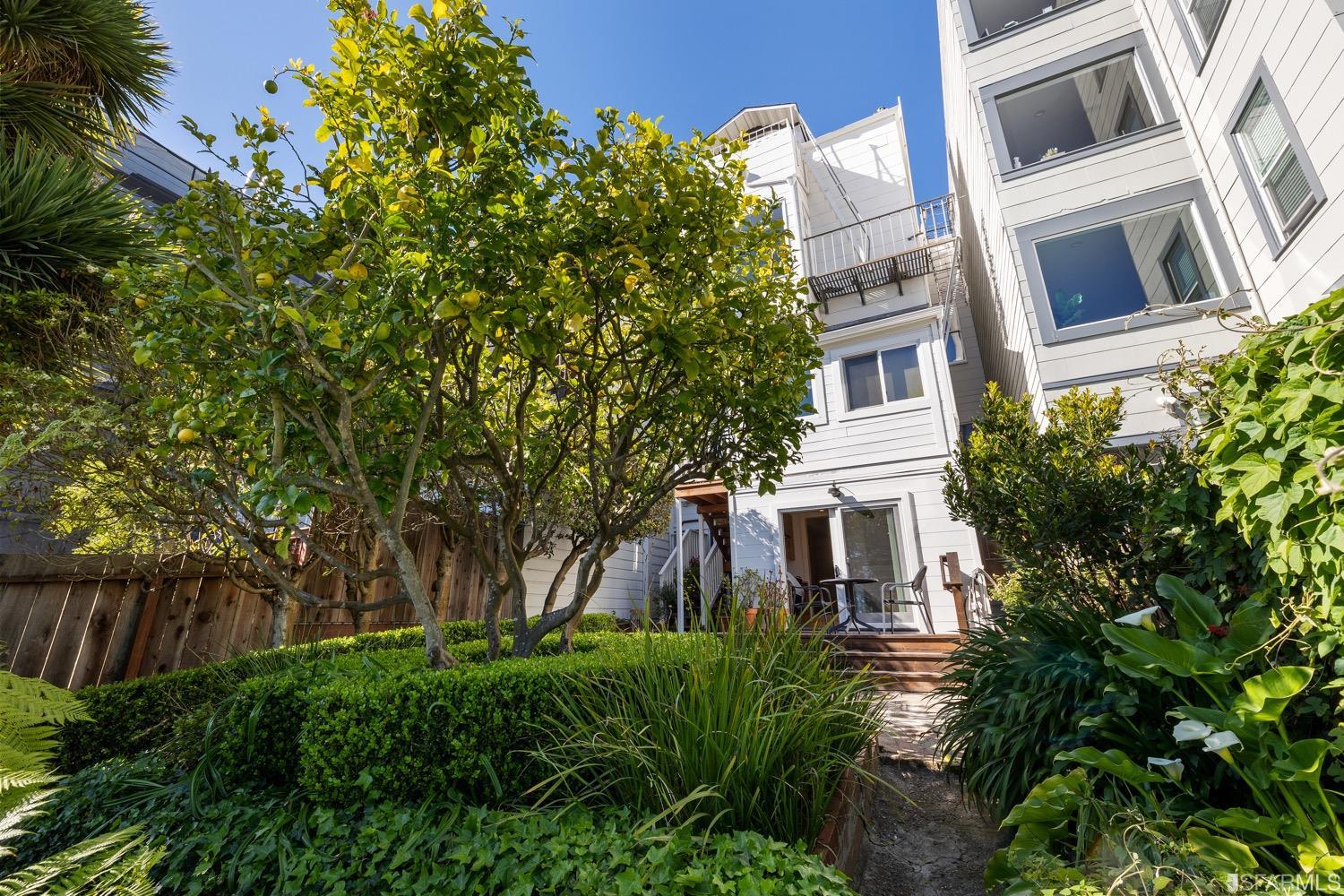 2145 California Street Unit: 5