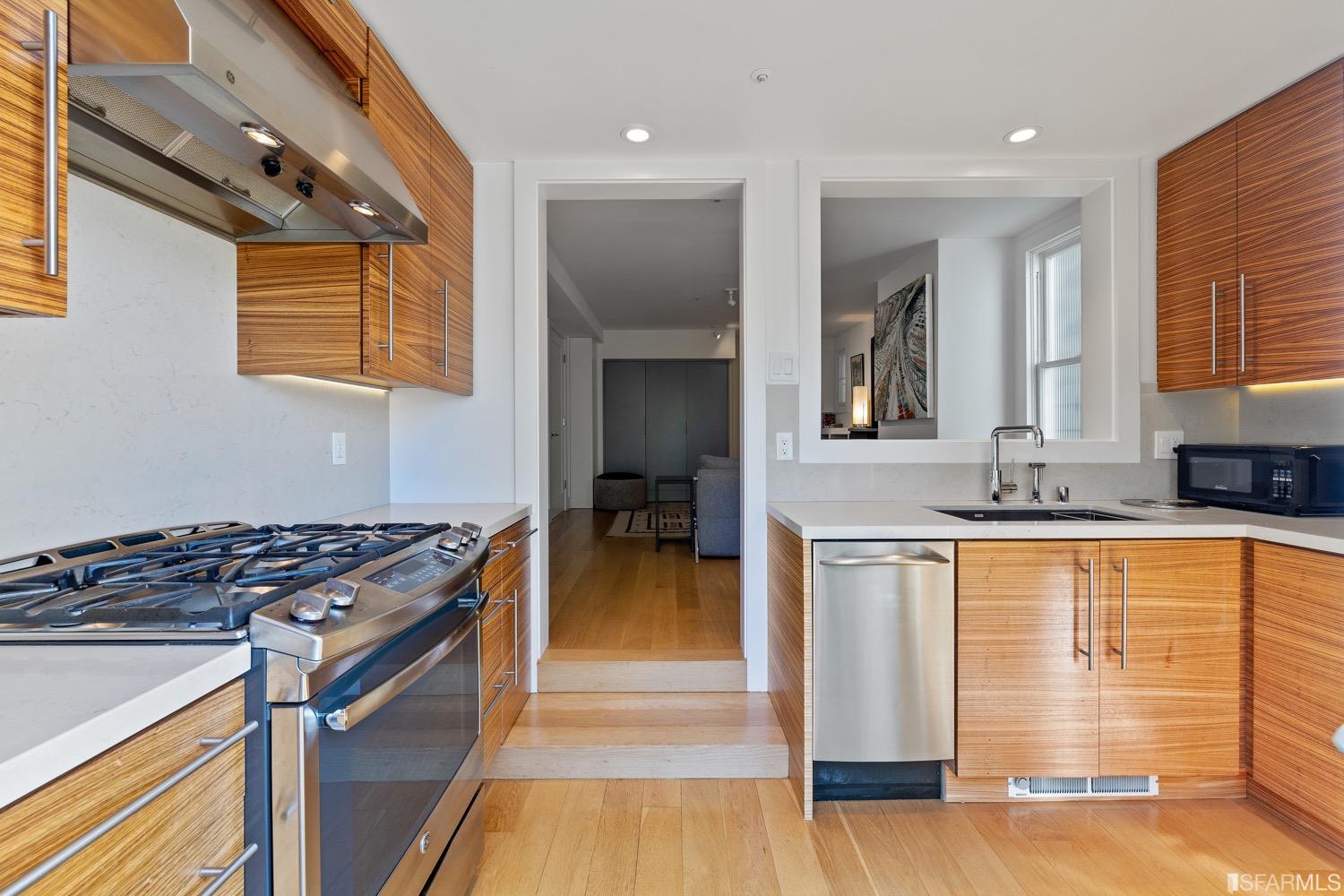 2145 California Street Unit: 5