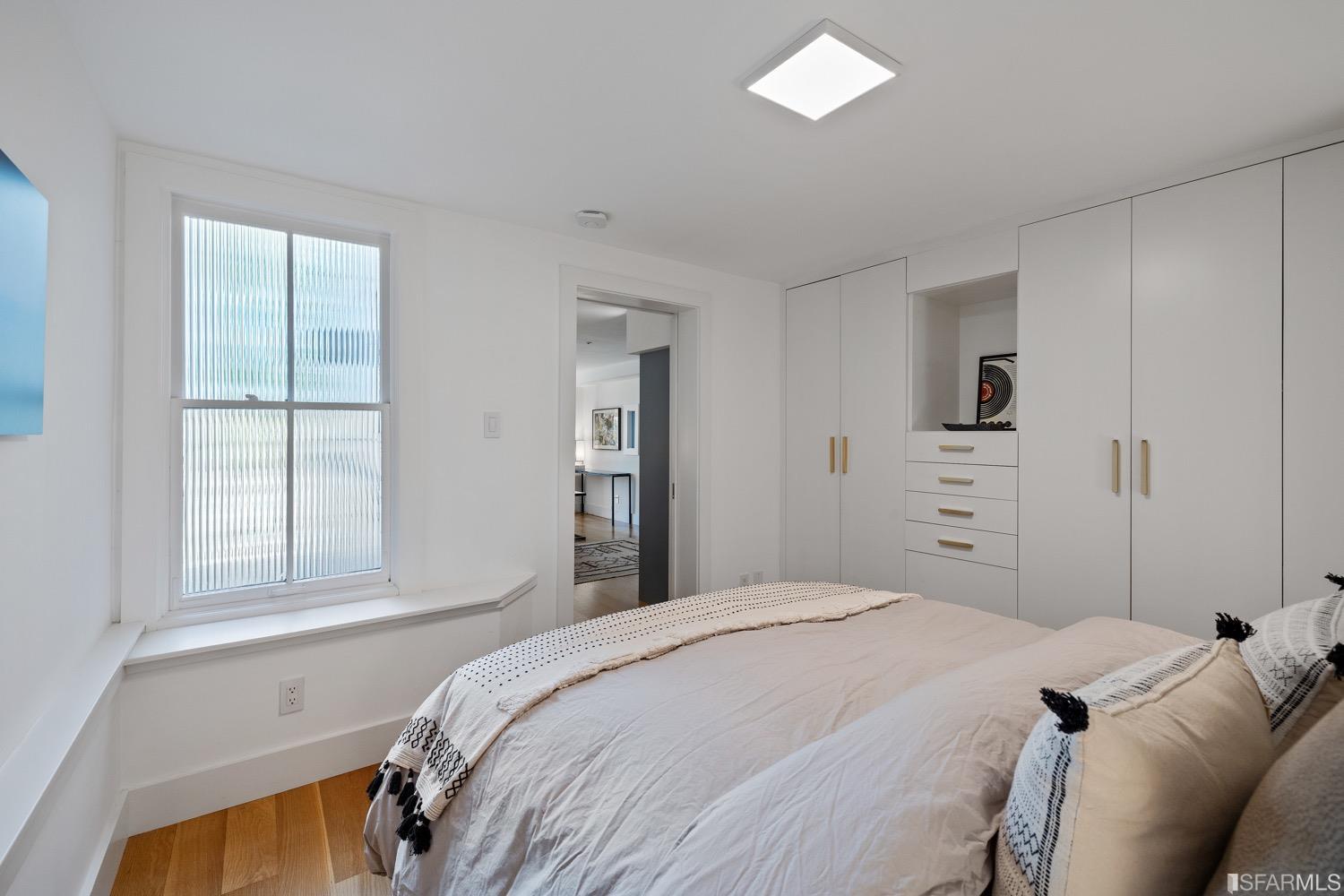 2145 California Street Unit: 5