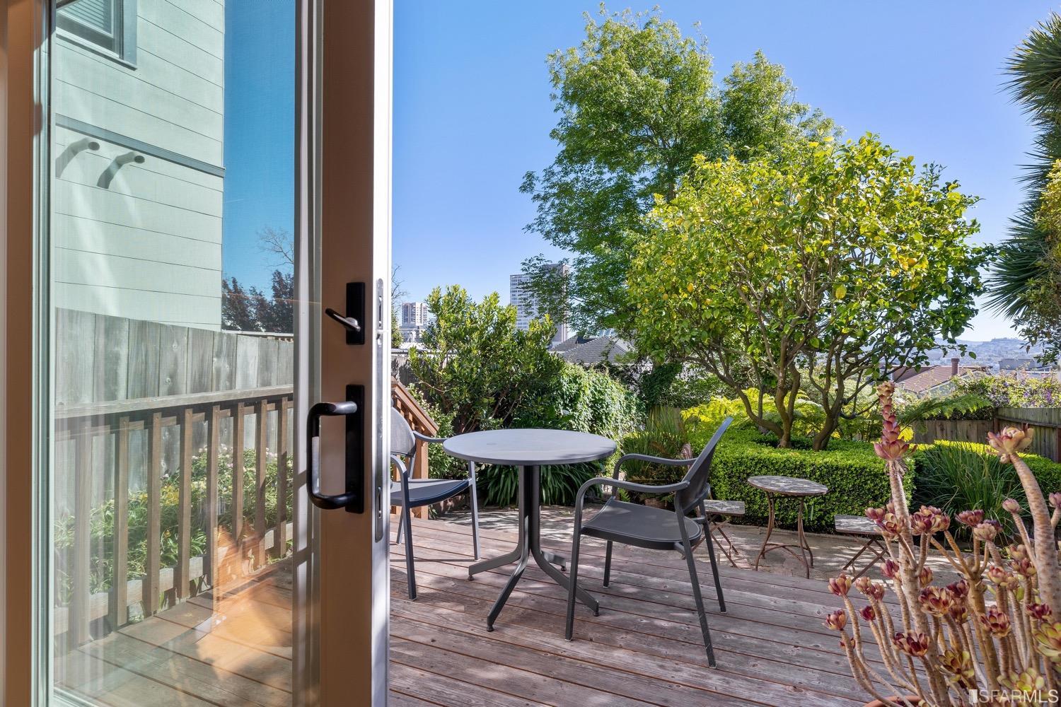 2145 California Street Unit: 5