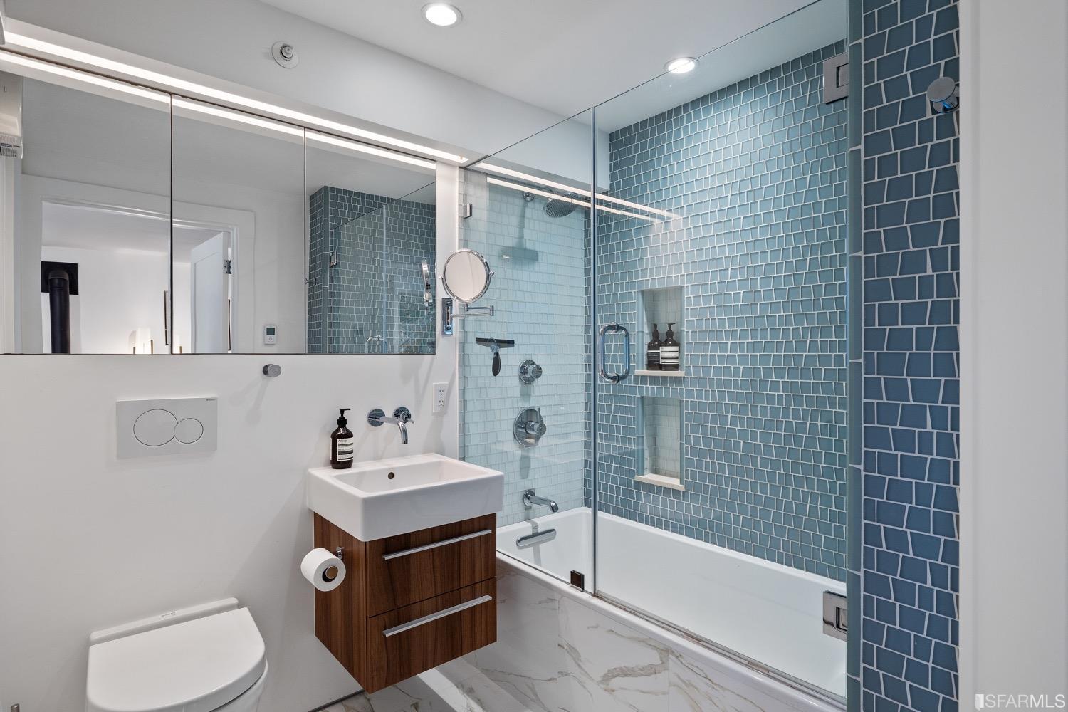 2145 California Street Unit: 5