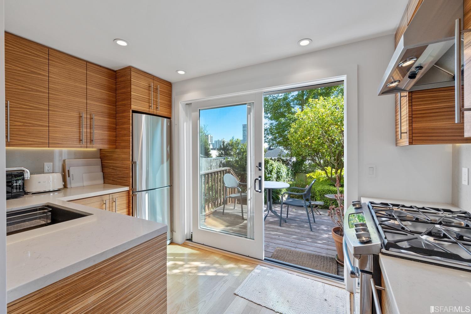 2145 California Street Unit: 5