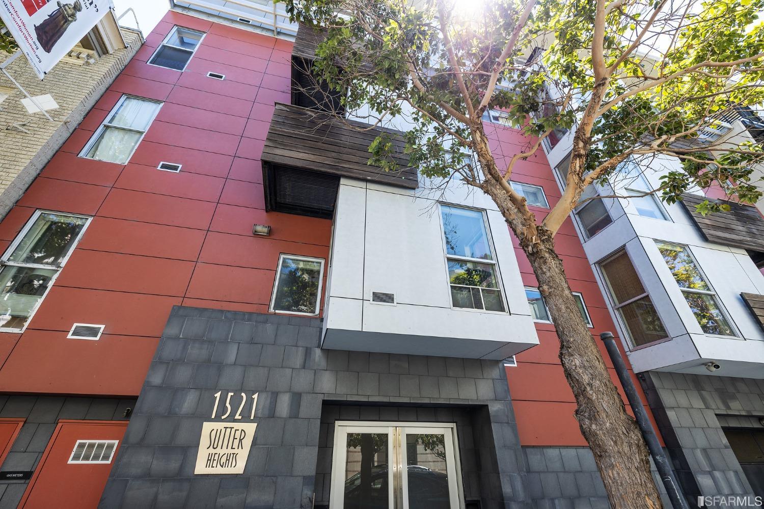 1521 Sutter Street Unit: 206