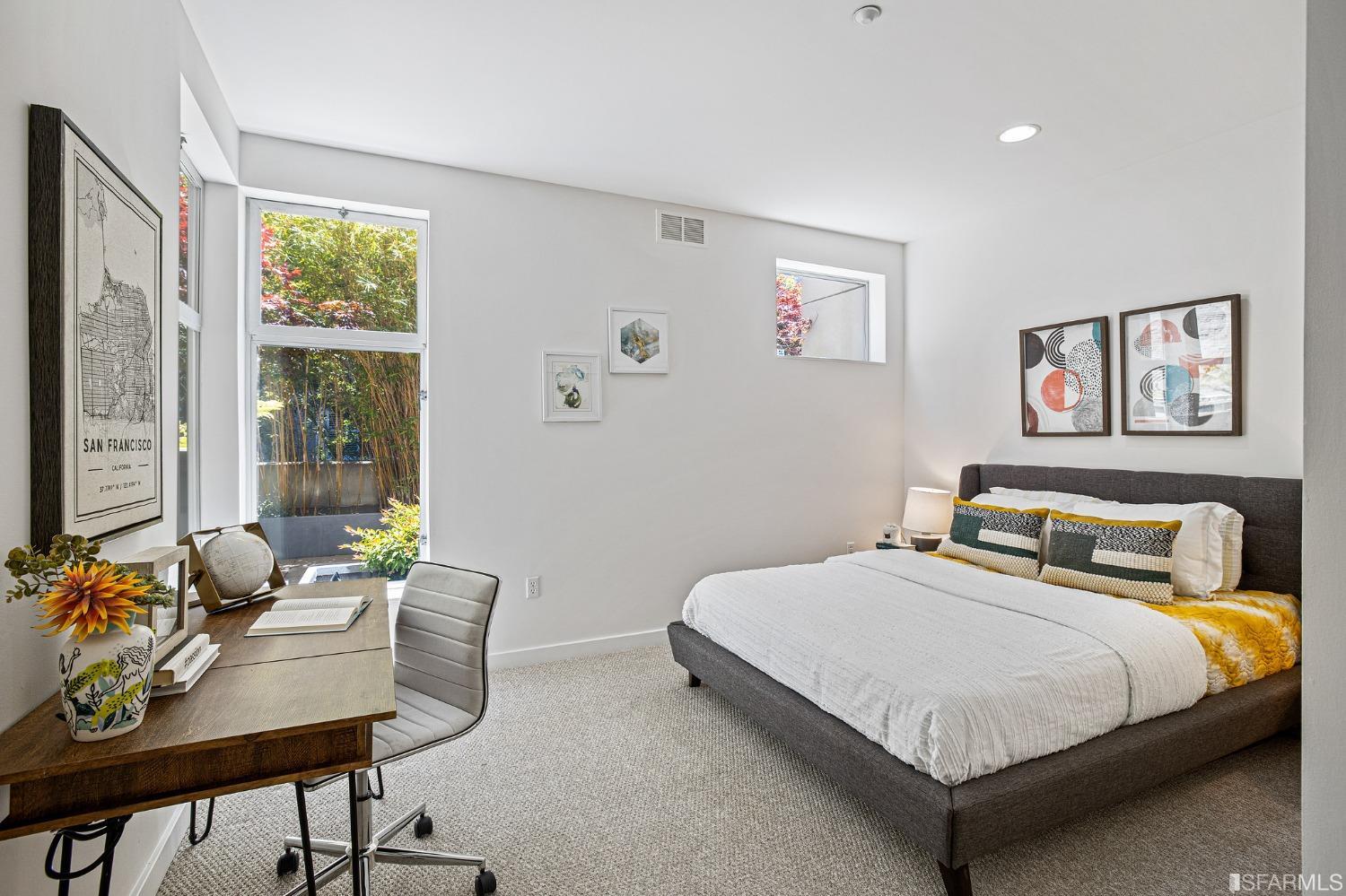 1521 Sutter Street Unit: 206