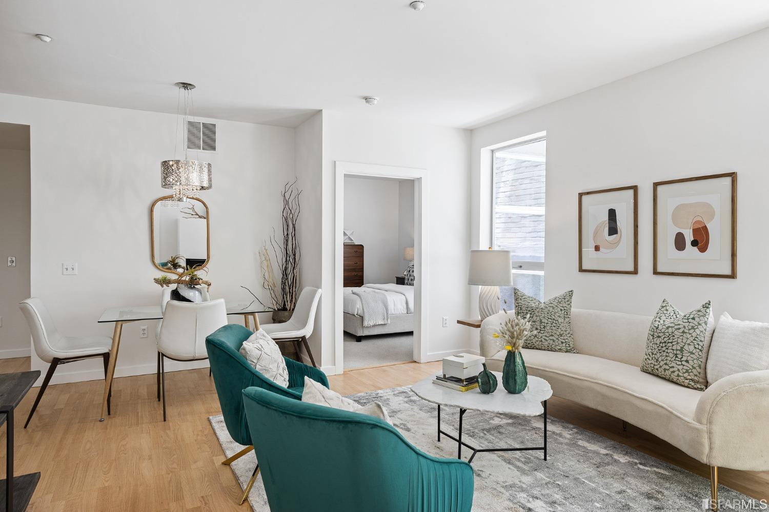 1521 Sutter Street Unit: 206