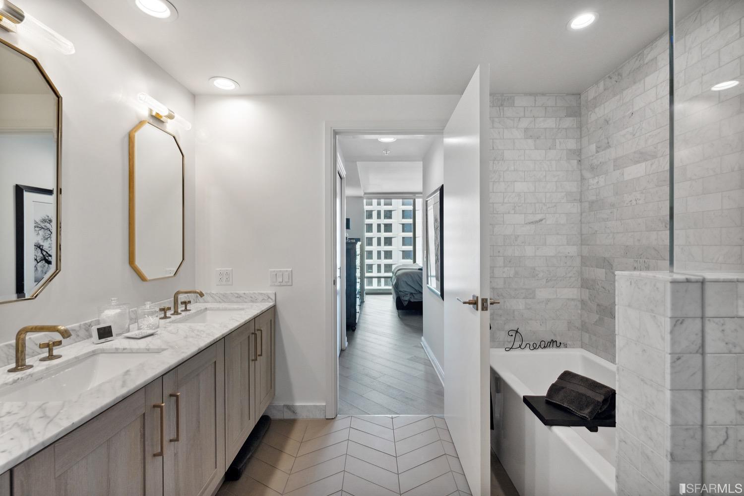 401 Harrison Street Unit: 12C