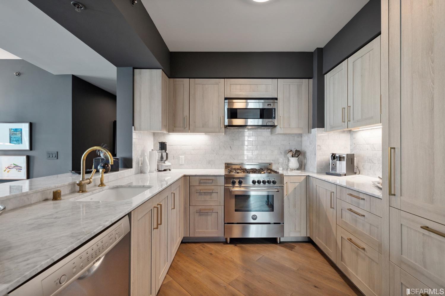 401 Harrison Street Unit: 12C