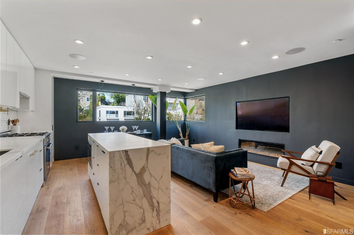 495 Chapman Street