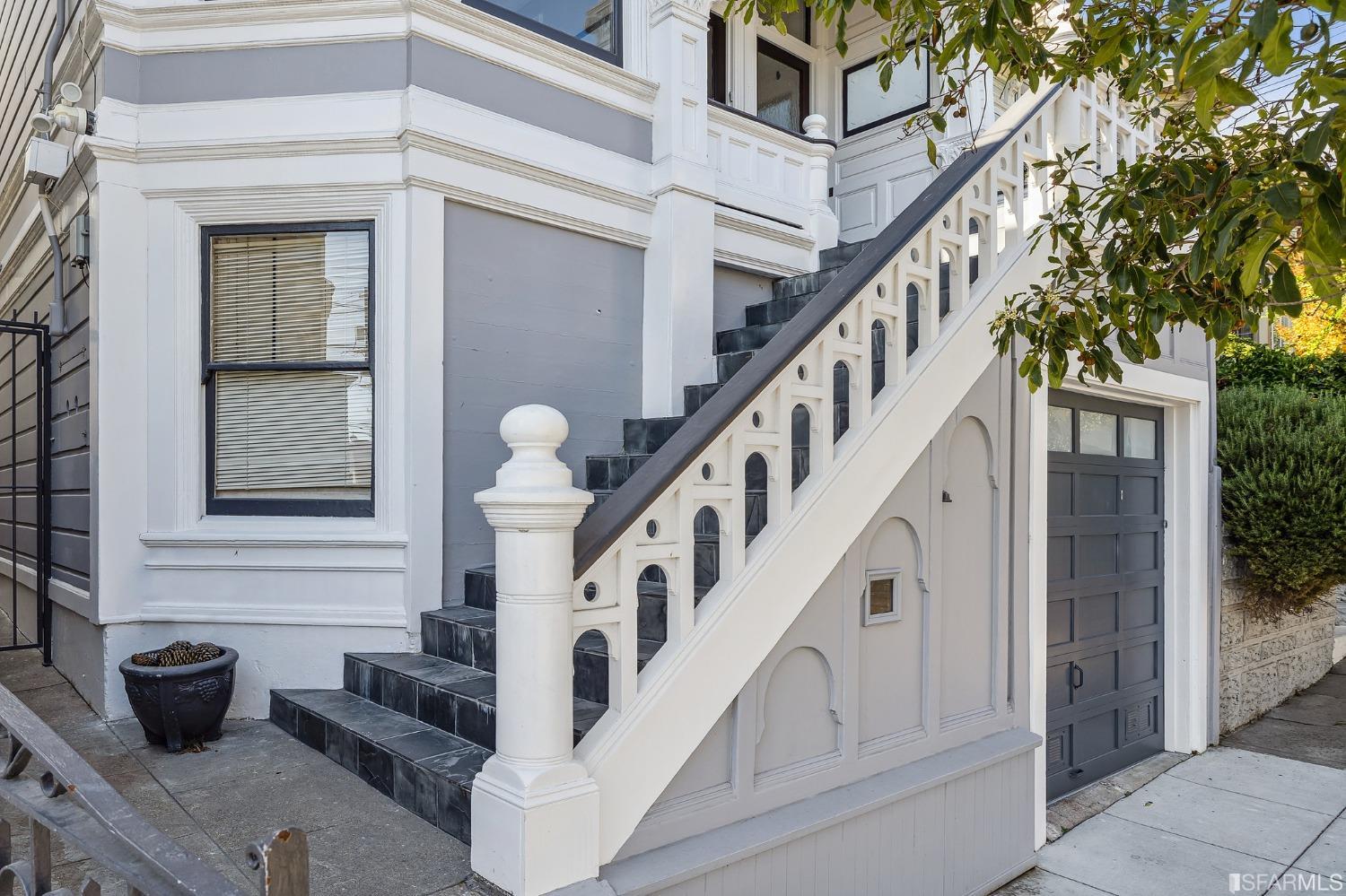 1509 Baker Street