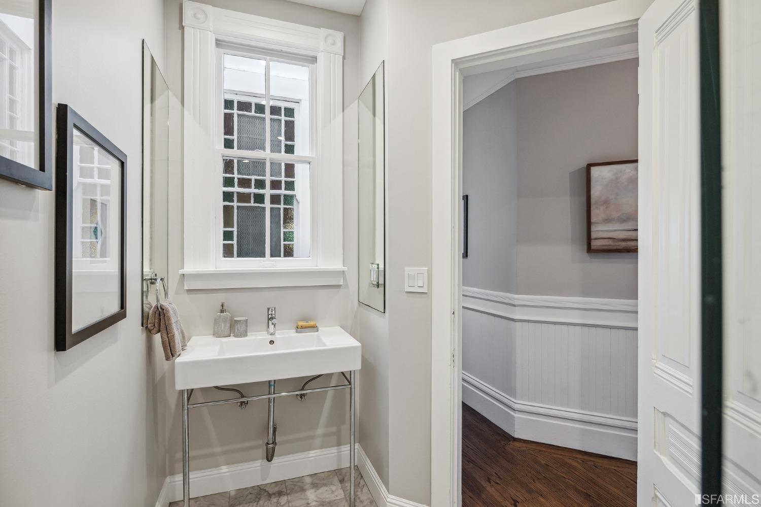 1509 Baker Street