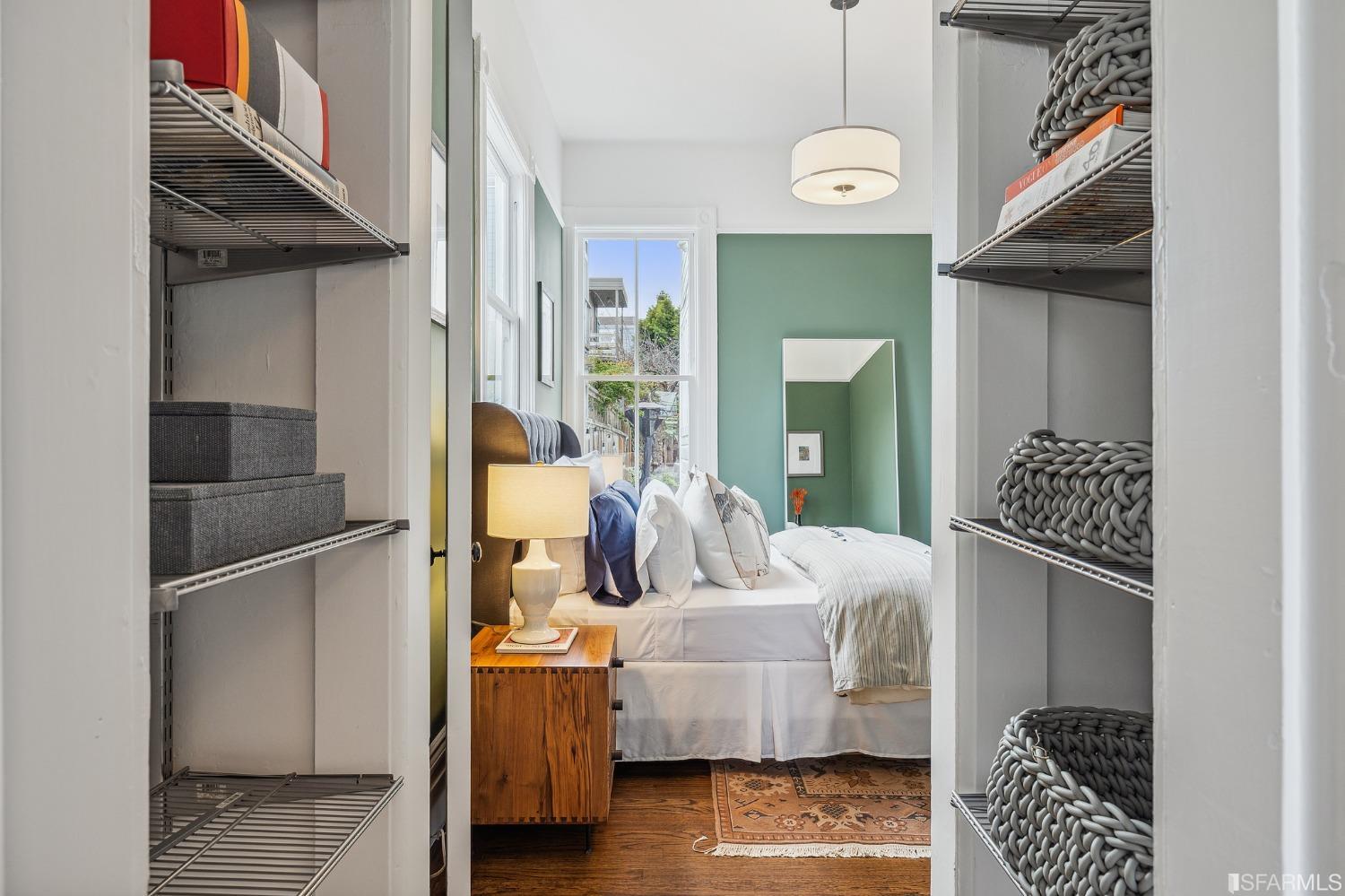 1509 Baker Street