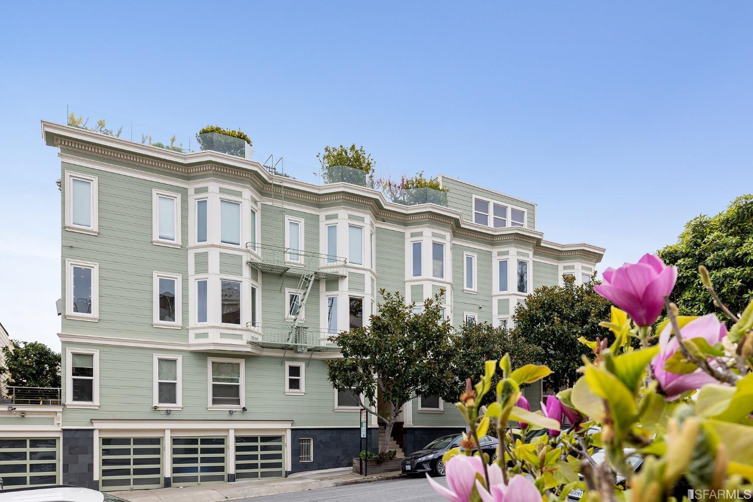 2900 Pierce Street Unit: 4