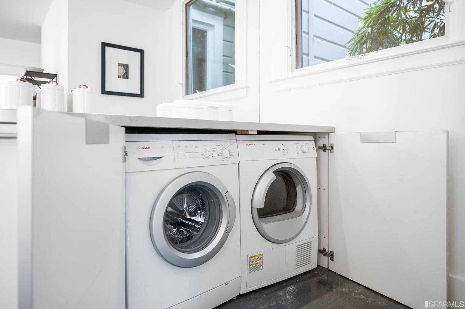 2900 Pierce Street Unit: 4