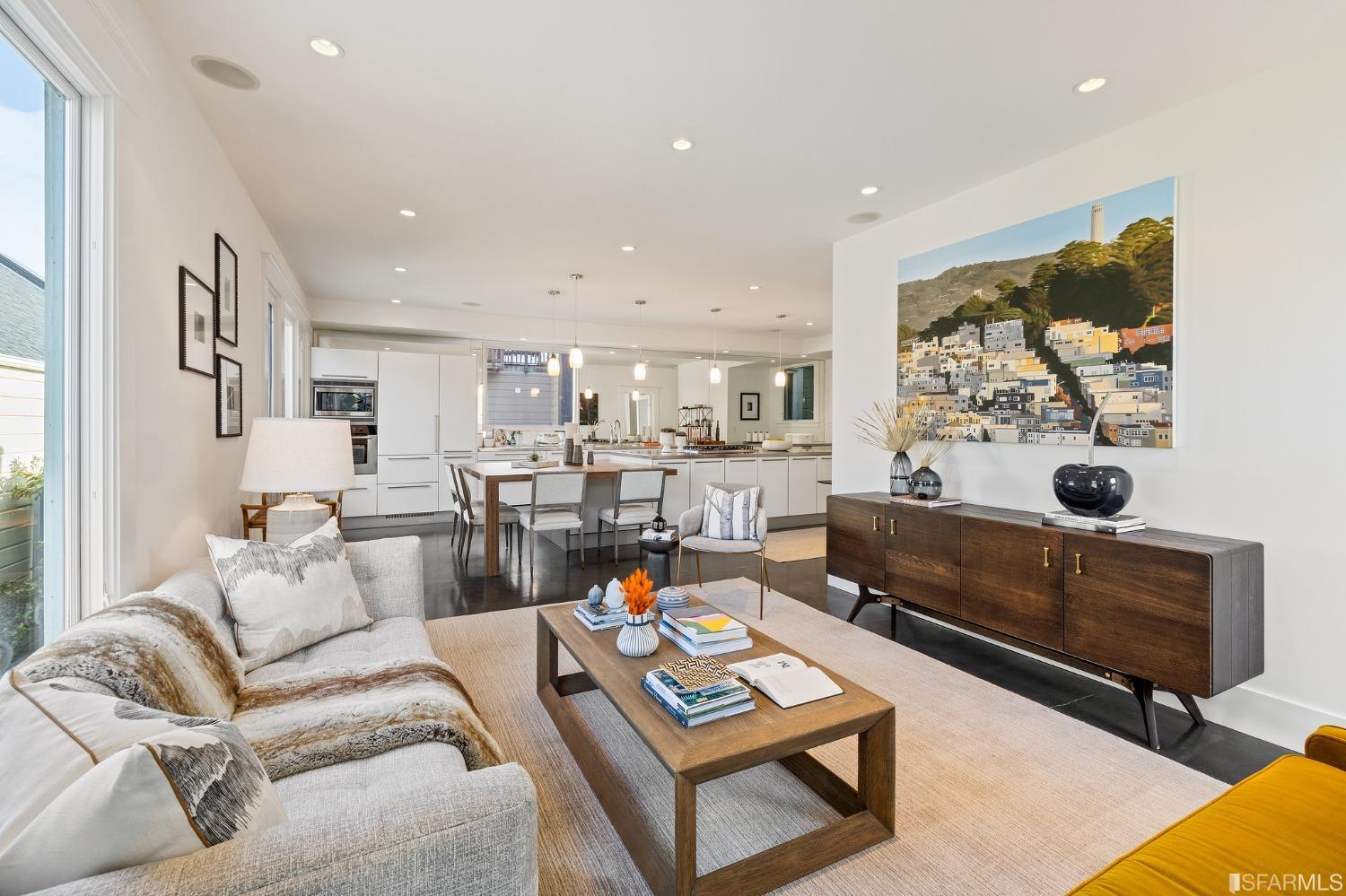 2900 Pierce Street Unit: 4